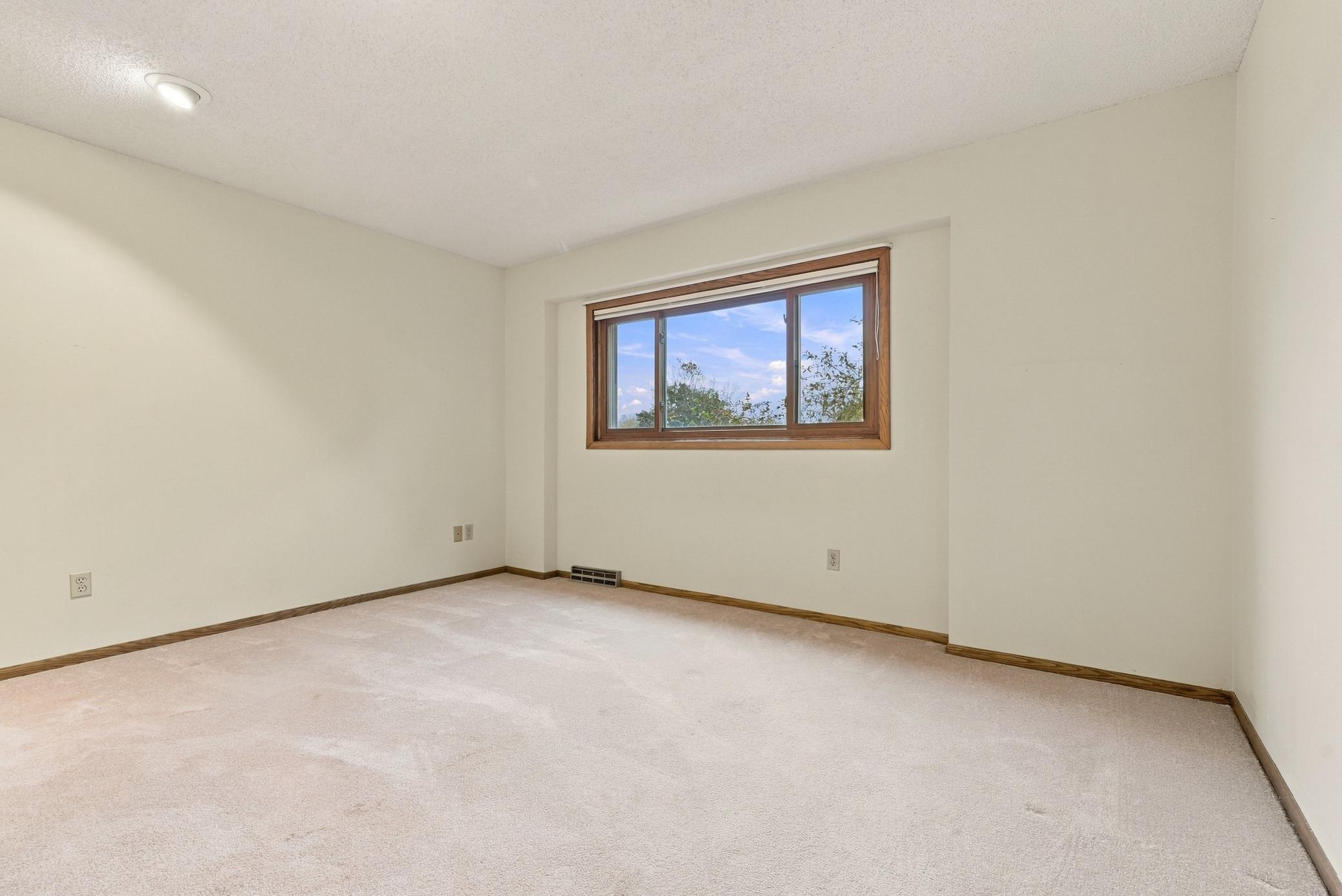 View of Residential at 600 Chicago Drive, Burnsville MN 55306, Burnsville (26 of 75) - Mike Wilen | Minnesota Team Real Estate