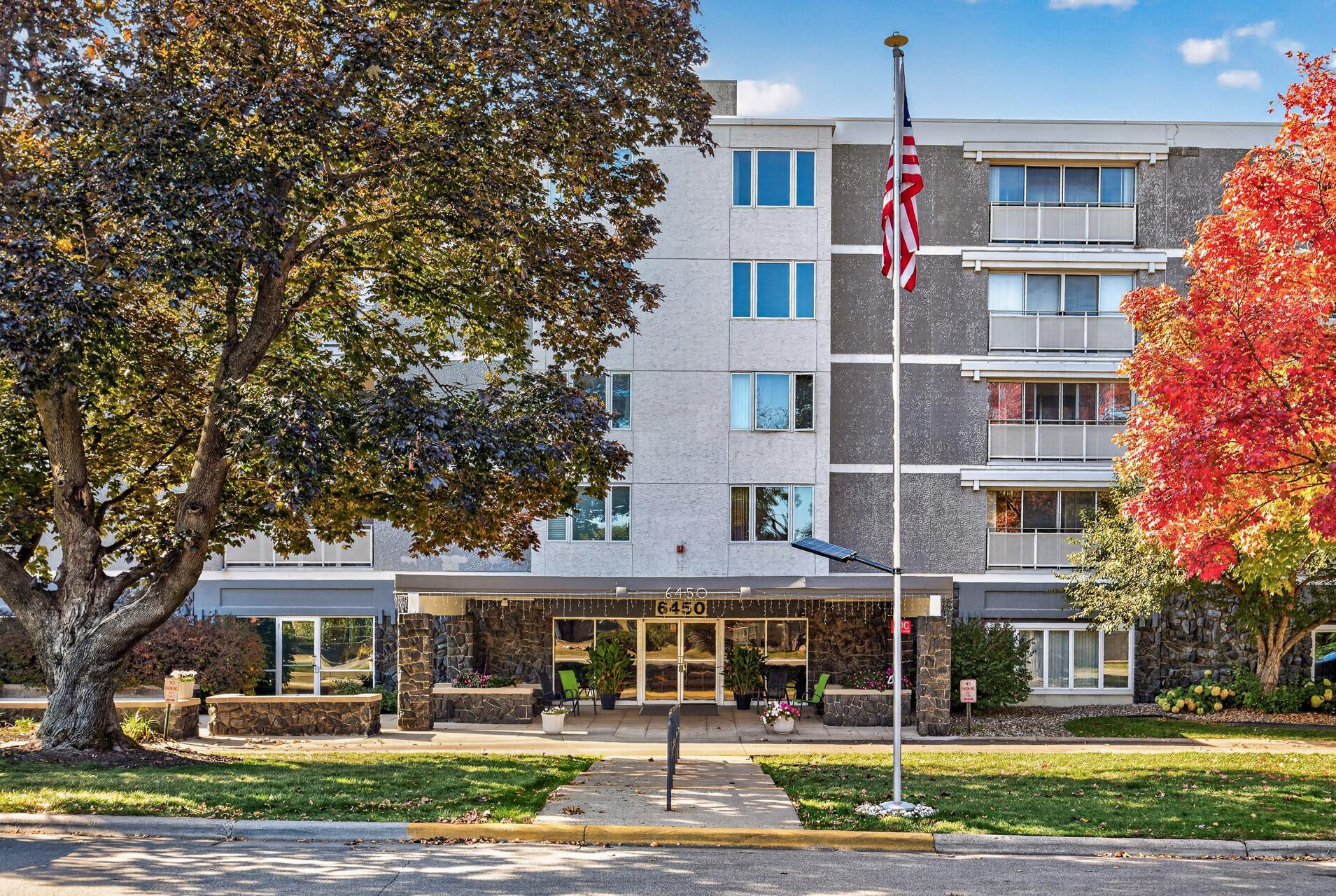 View of Residential at 6450 York Avenue #500, Edina MN 55435, Edina (27 of 39) - Mike Wilen | Minnesota Team Real Estate