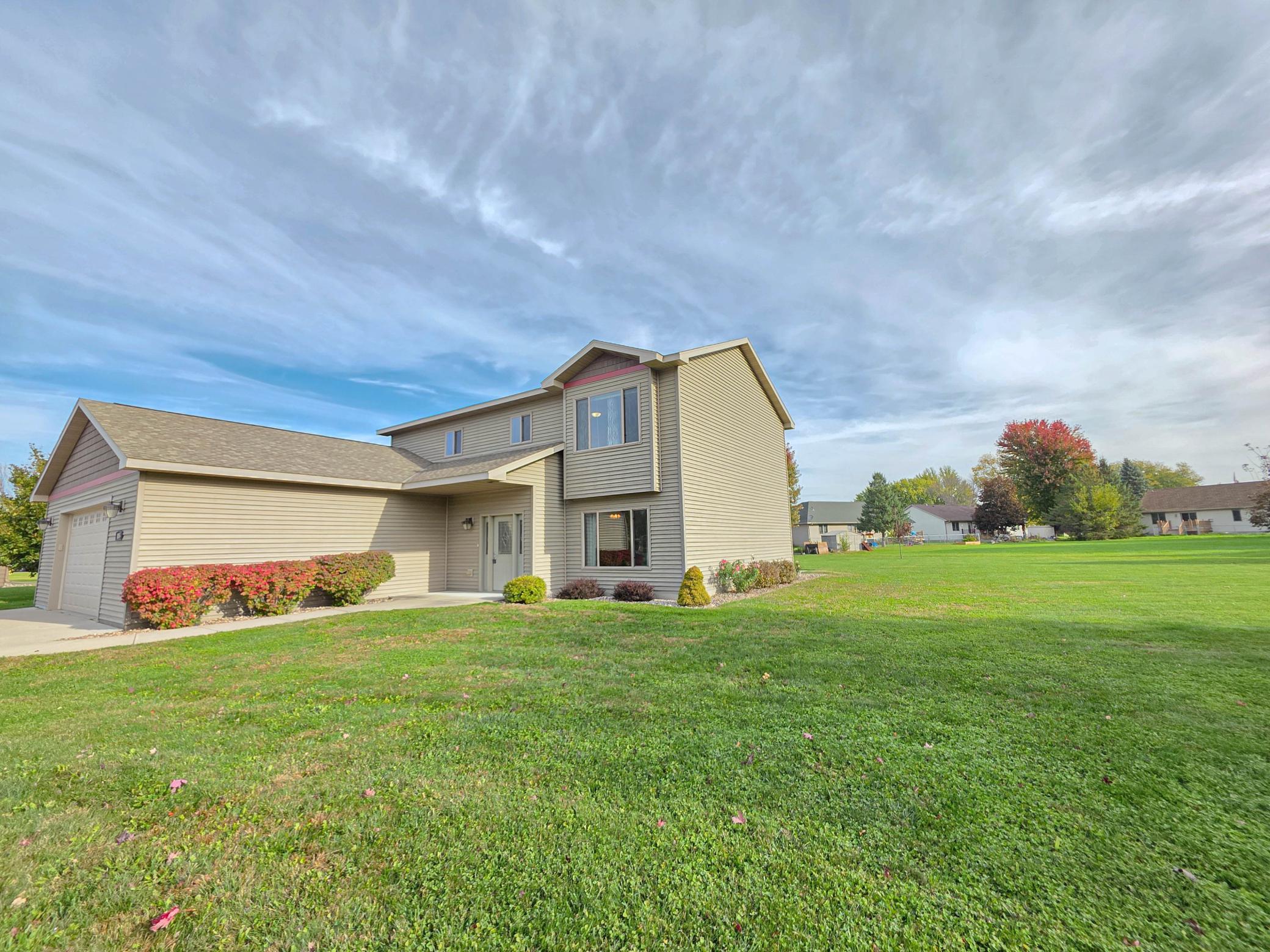 View of Residential at 105 Taylor Circle, Le Sueur MN 56058, Le Sueur (40 of 49) - Mike Wilen | Minnesota Team Real Estate