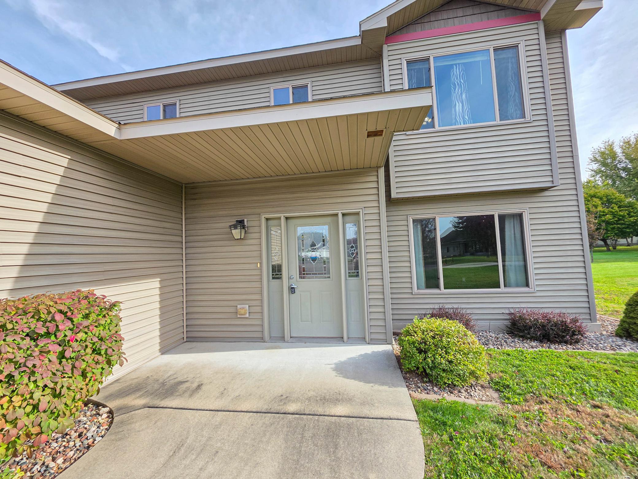 View of Residential at 105 Taylor Circle, Le Sueur MN 56058, Le Sueur (2 of 49) - Mike Wilen | Minnesota Team Real Estate