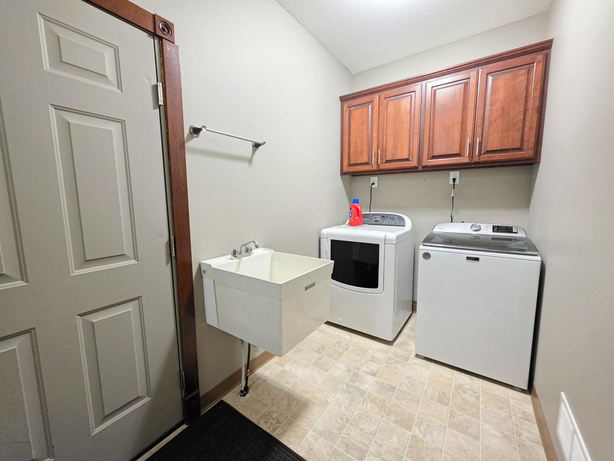 View of Residential at 105 Taylor Circle, Le Sueur MN 56058, Le Sueur (36 of 49) - Mike Wilen | Minnesota Team Real Estate
