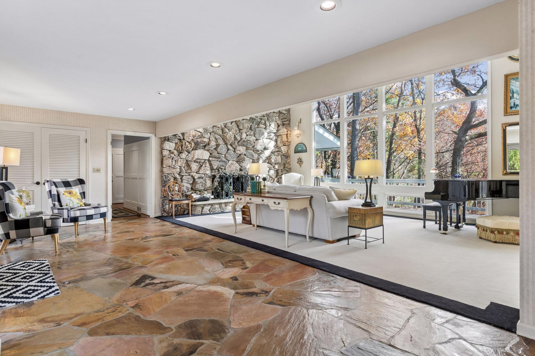 View of Residential at 96 Many Levels Road, White Bear Lake MN 55110, White Bear Lake (21 of 69) - Mike Wilen | Minnesota Team Real Estate