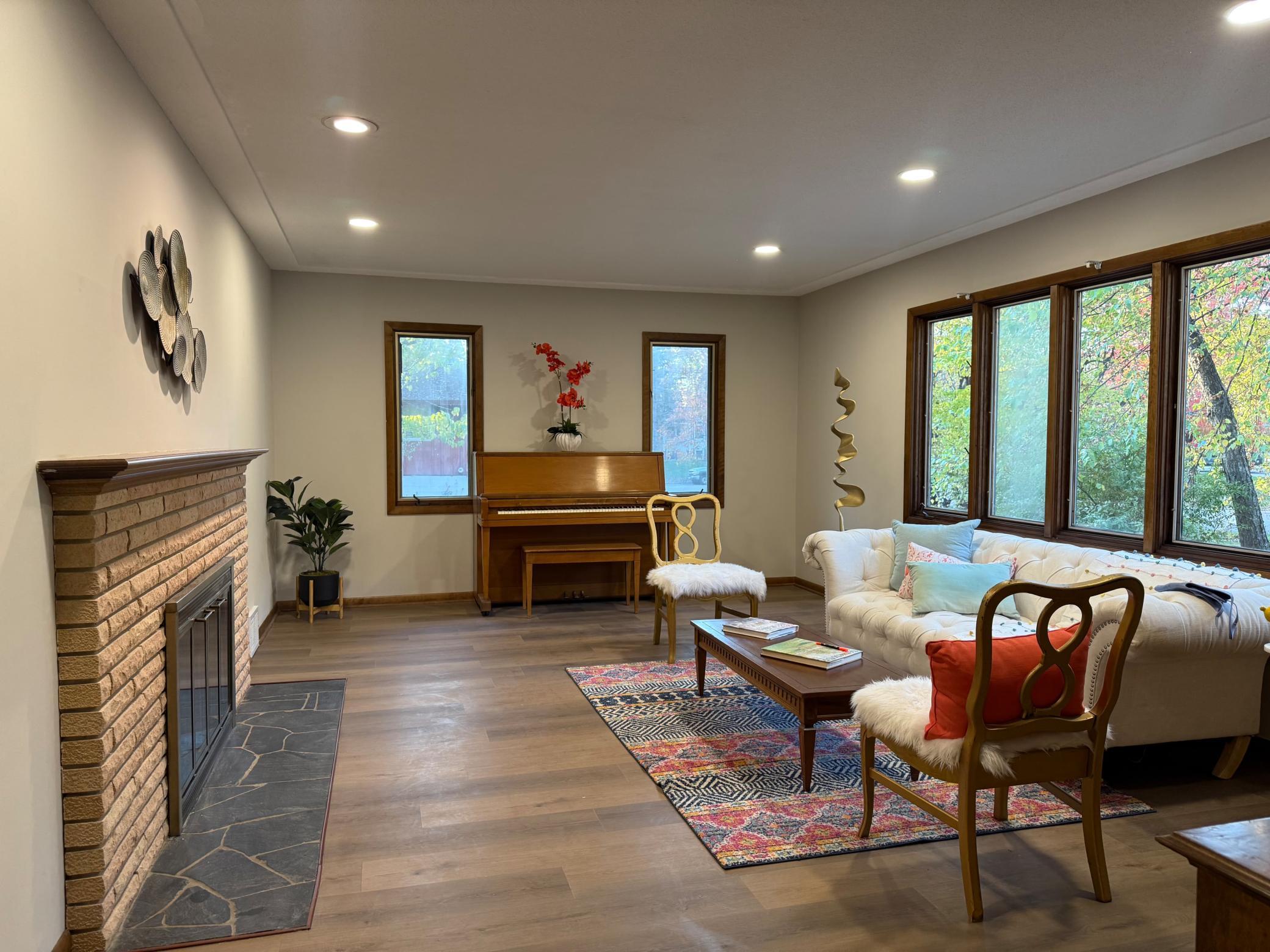View of Residential at 1036 Woodlynn Avenue, Roseville MN 55113, Roseville (4 of 33) - Mike Wilen | Minnesota Team Real Estate