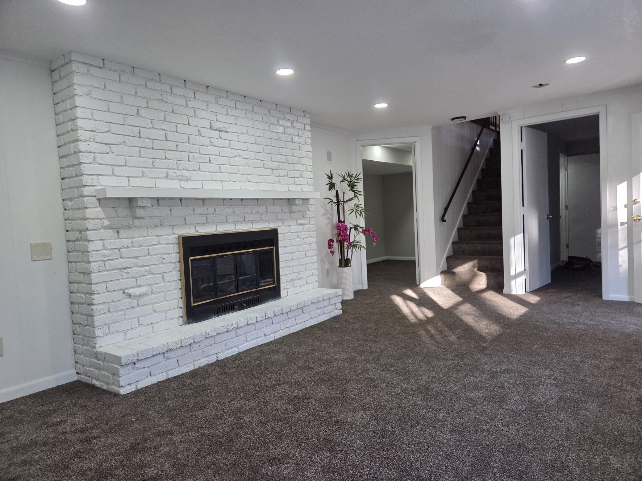 View of Residential at 1036 Woodlynn Avenue, Roseville MN 55113, Roseville (20 of 33) - Mike Wilen | Minnesota Team Real Estate