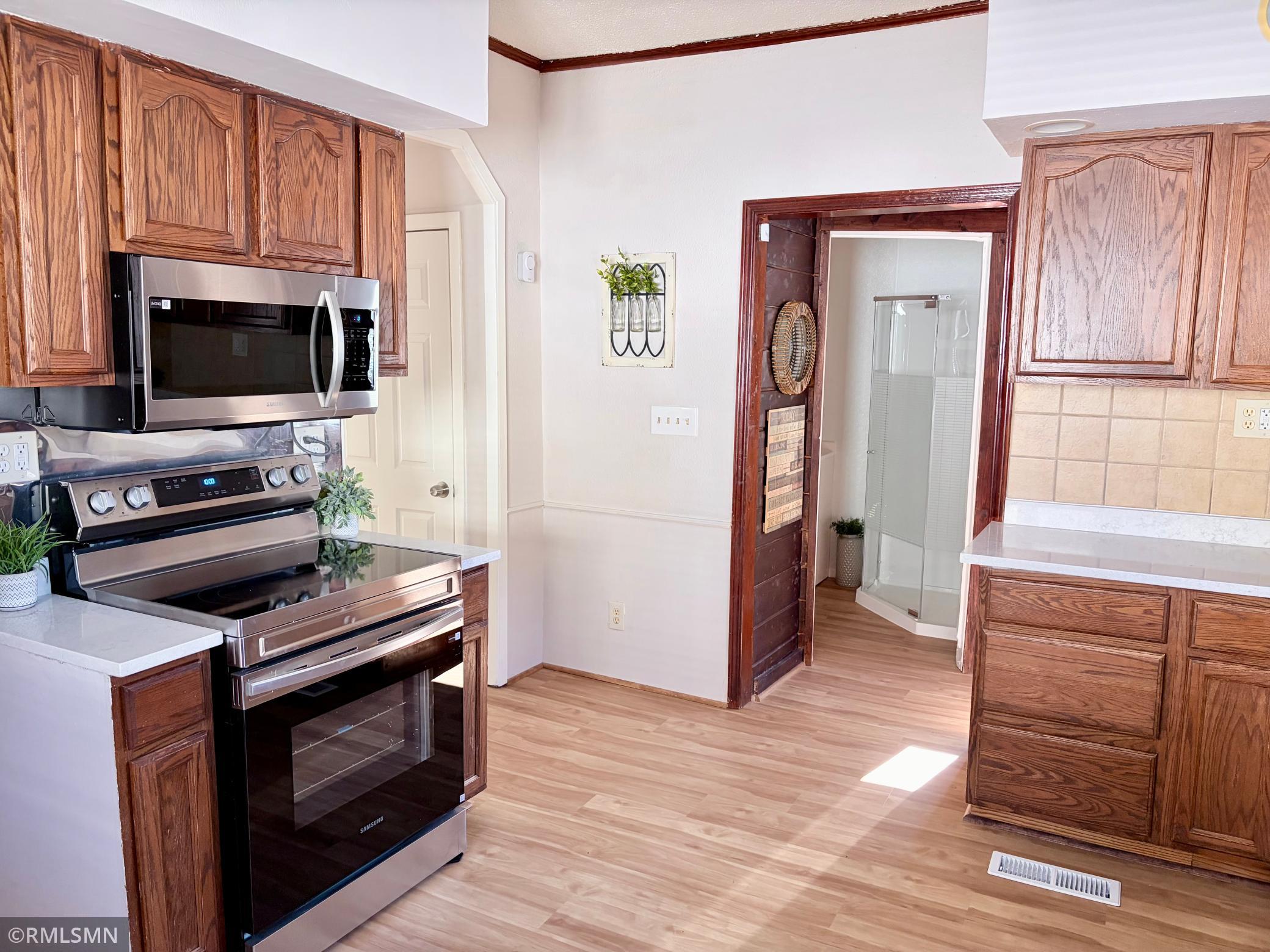 View of Residential at 3101 Newton Avenue, Minneapolis MN 55411, Minneapolis (11 of 24) - Mike Wilen | Minnesota Team Real Estate