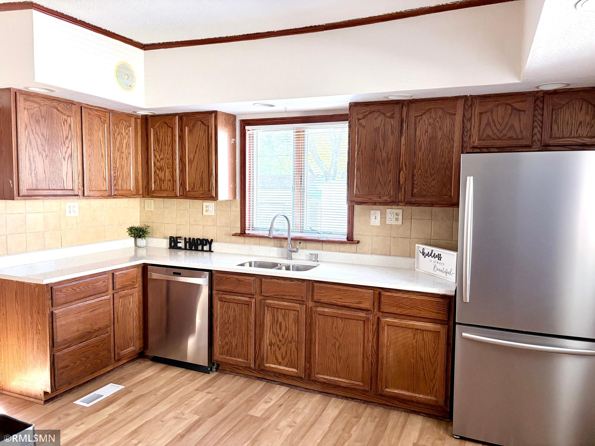 View of Residential at 3101 Newton Avenue, Minneapolis MN 55411, Minneapolis (7 of 24) - Mike Wilen | Minnesota Team Real Estate