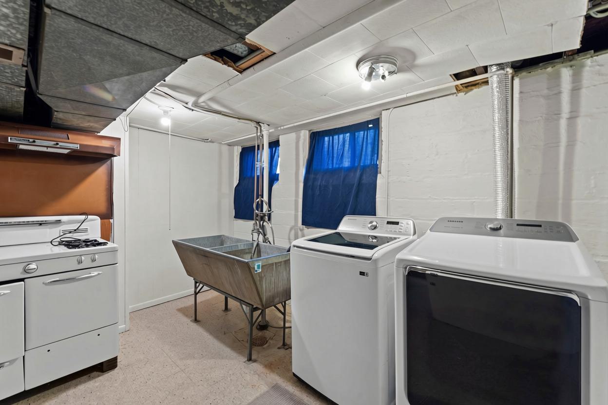 View of Residential at 704 White Bear Avenue, Saint Paul MN 55106, Saint Paul (37 of 45) - Mike Wilen | Minnesota Team Real Estate