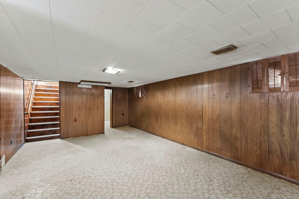 View of Residential at 704 White Bear Avenue, Saint Paul MN 55106, Saint Paul (34 of 45) - Mike Wilen | Minnesota Team Real Estate