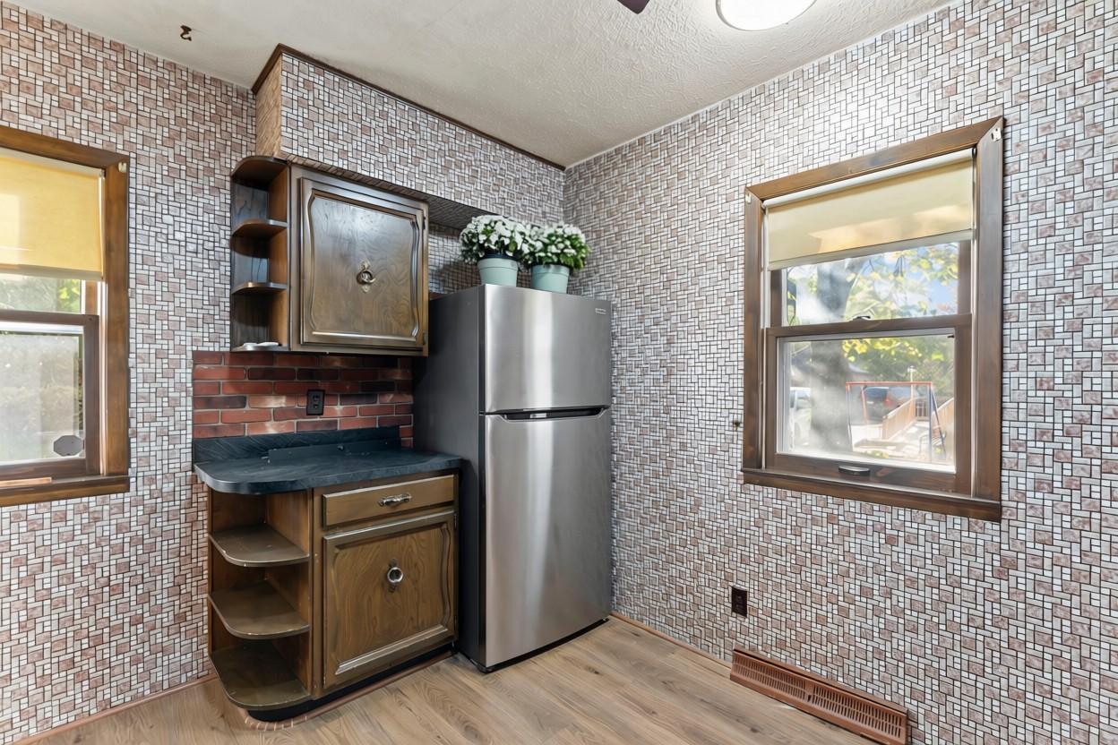 View of Residential at 704 White Bear Avenue, Saint Paul MN 55106, Saint Paul (21 of 45) - Mike Wilen | Minnesota Team Real Estate