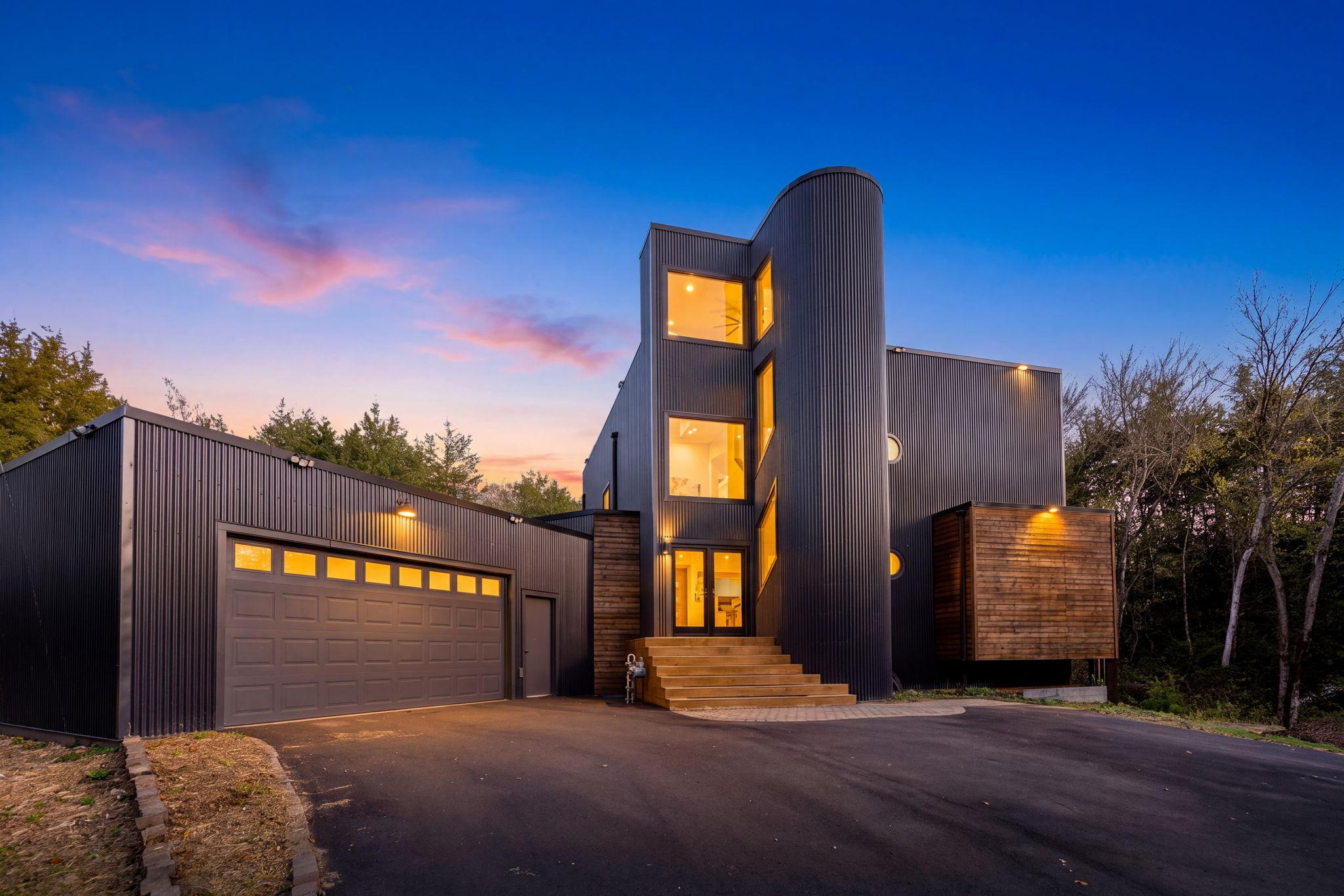 View of Single Family at 737 Kingsway Drive, Le Sueur - Mike Wilen | Minnesota Team Real Estate
