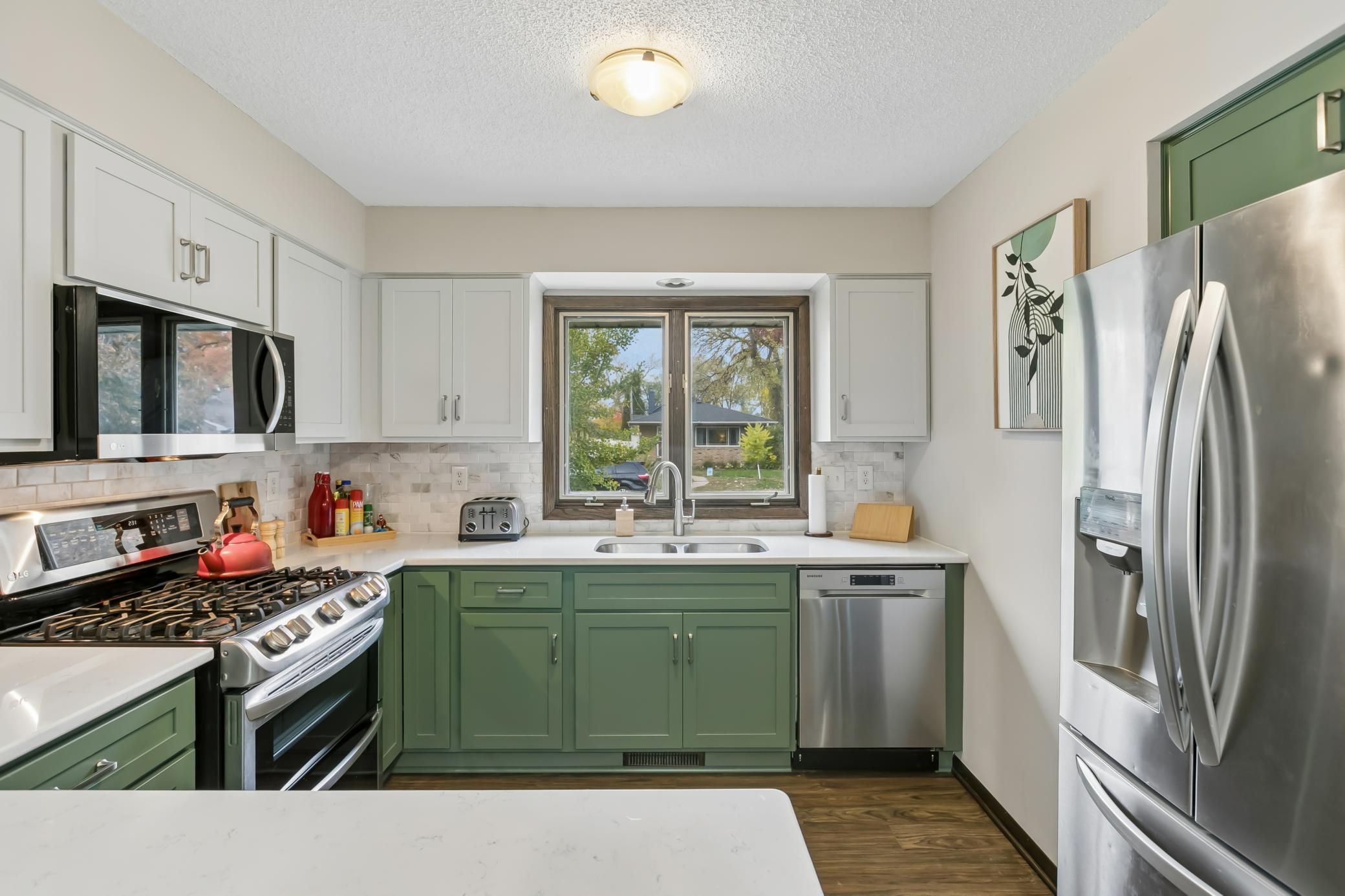 View of Residential at 3918 Abbott Avenue, Robbinsdale MN 55422, Robbinsdale (2 of 18) - Mike Wilen | Minnesota Team Real Estate