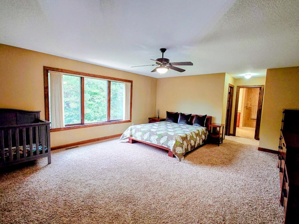 View of Residential at 18658 Ponderosa Court, Eden Prairie MN 55347, Eden Prairie (75 of 133) - Mike Wilen | Minnesota Team Real Estate