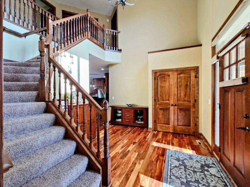 View of Residential at 18658 Ponderosa Court, Eden Prairie MN 55347, Eden Prairie (43 of 133) - Mike Wilen | Minnesota Team Real Estate