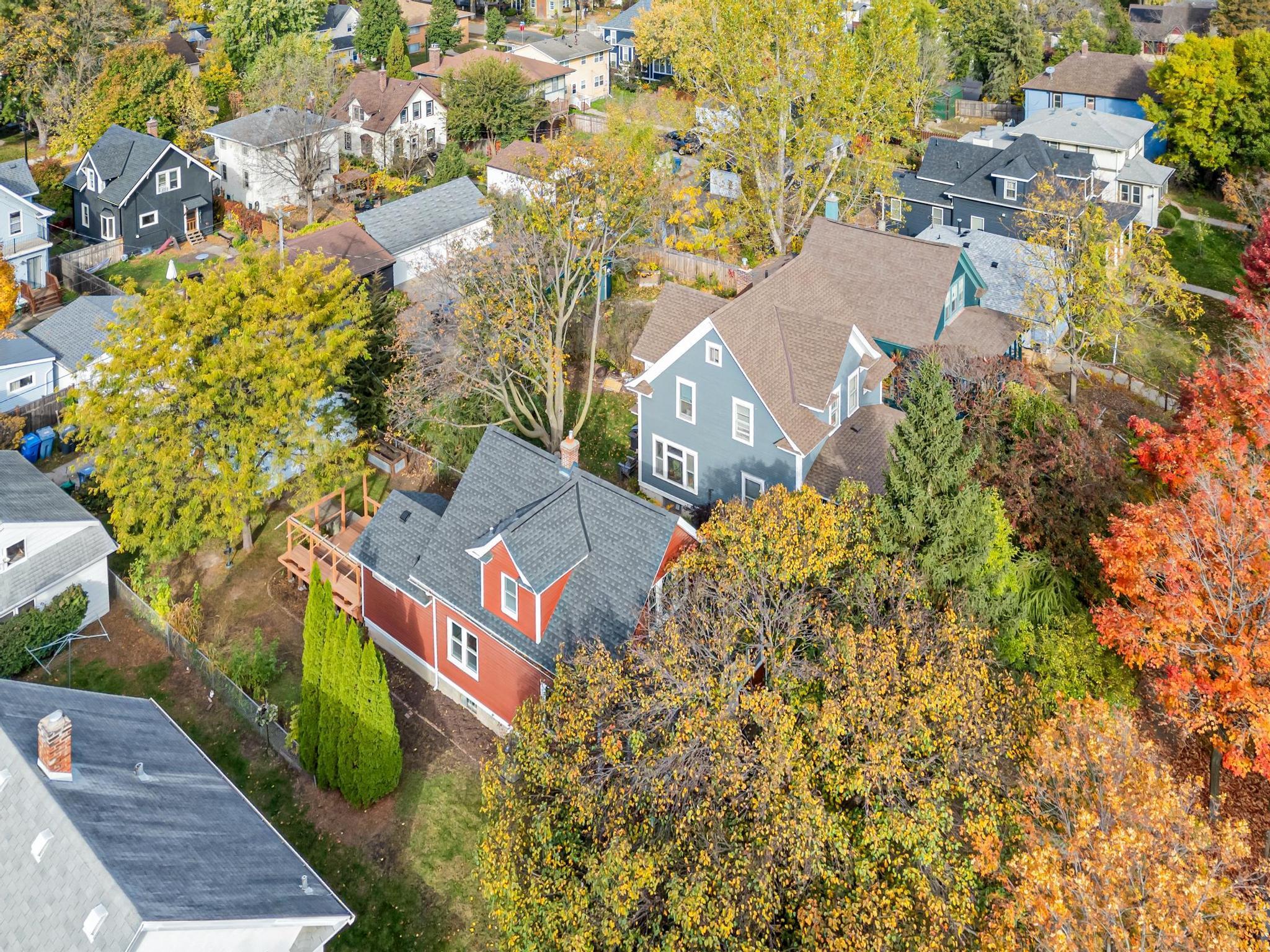 View of Residential at 4326 Pleasant Avenue, Minneapolis MN 55409, Minneapolis (34 of 40) - Mike Wilen | Minnesota Team Real Estate
