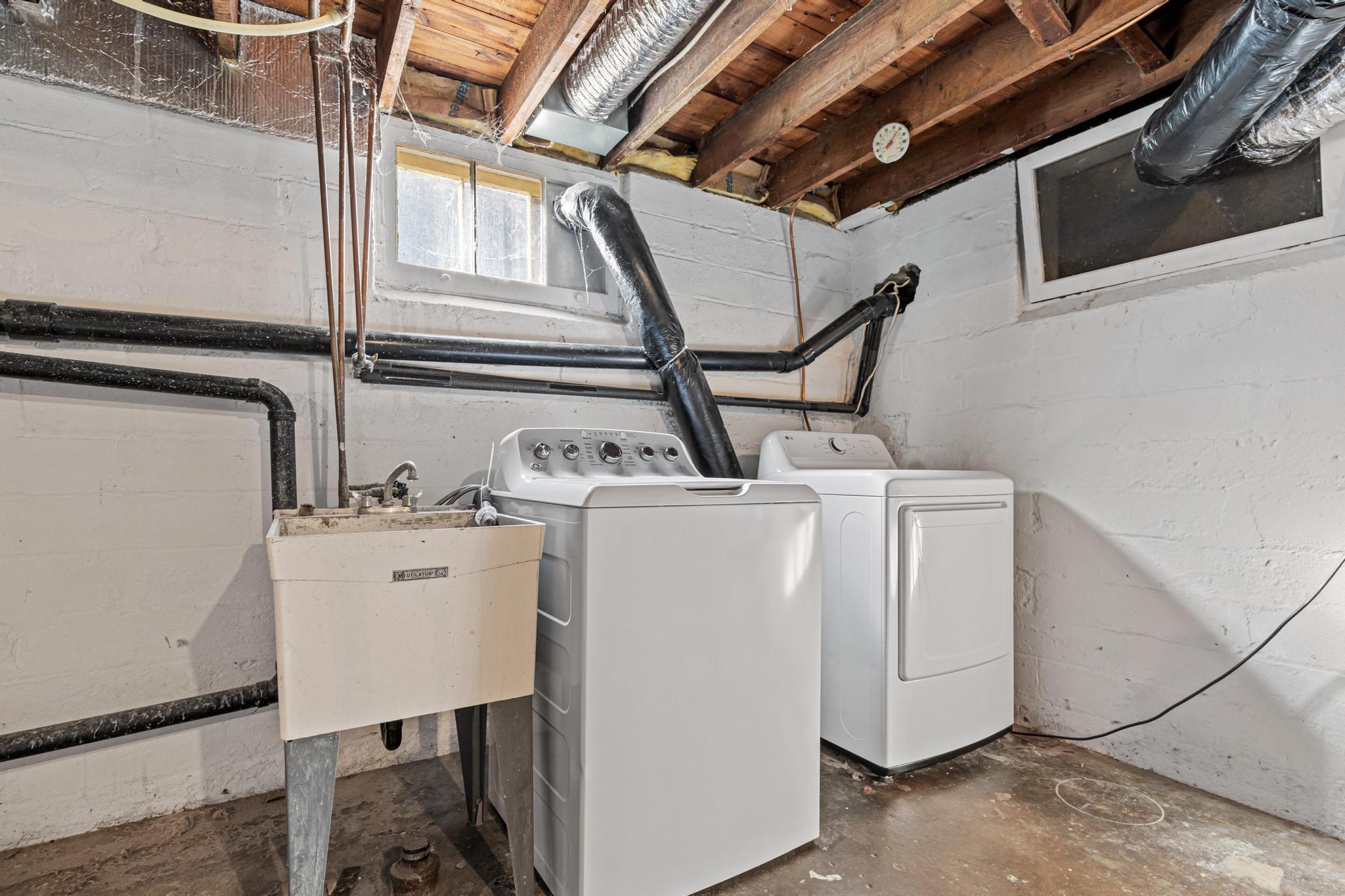 View of Residential at 4326 Pleasant Avenue, Minneapolis MN 55409, Minneapolis (27 of 40) - Mike Wilen | Minnesota Team Real Estate