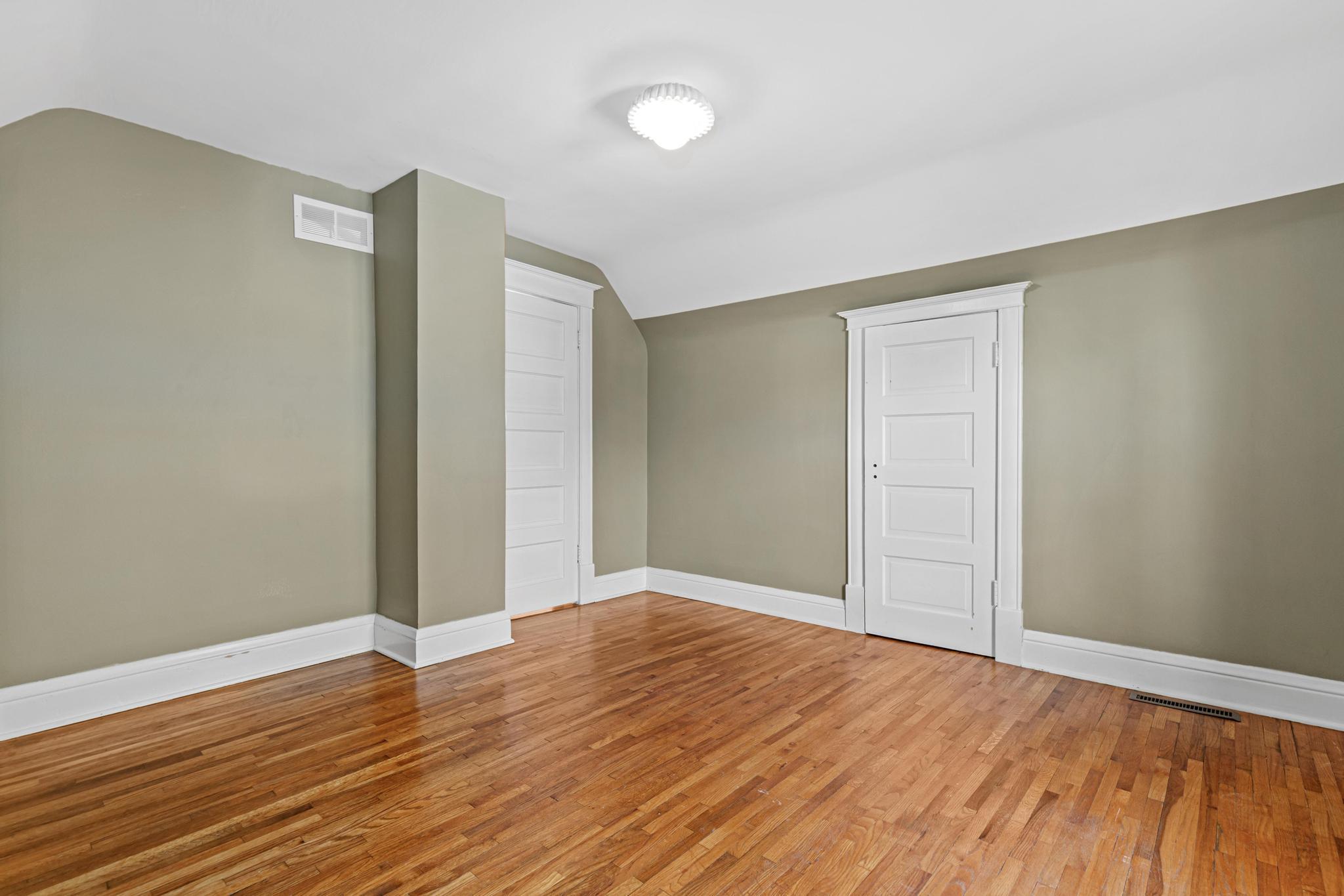 View of Residential at 4326 Pleasant Avenue, Minneapolis MN 55409, Minneapolis (22 of 40) - Mike Wilen | Minnesota Team Real Estate