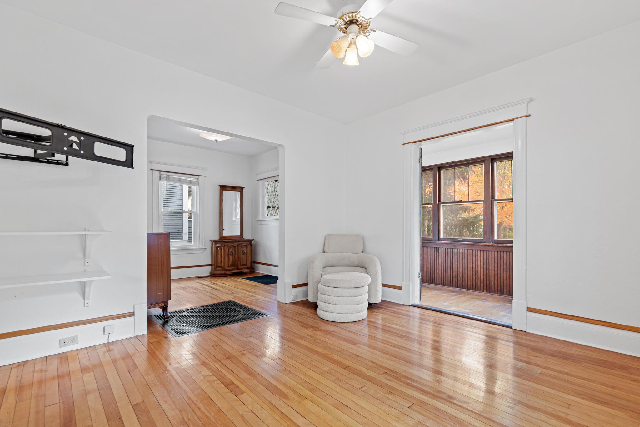 View of Residential at 4326 Pleasant Avenue, Minneapolis MN 55409, Minneapolis (9 of 40) - Mike Wilen | Minnesota Team Real Estate