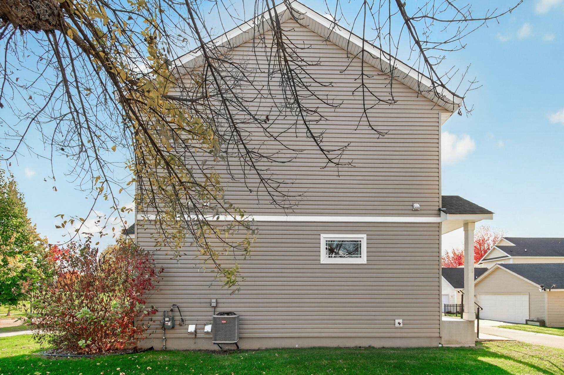 View of Residential at 2768 Clover Ridge Drive, Chaska MN 55318, Chaska (8 of 23) - Mike Wilen | Minnesota Team Real Estate