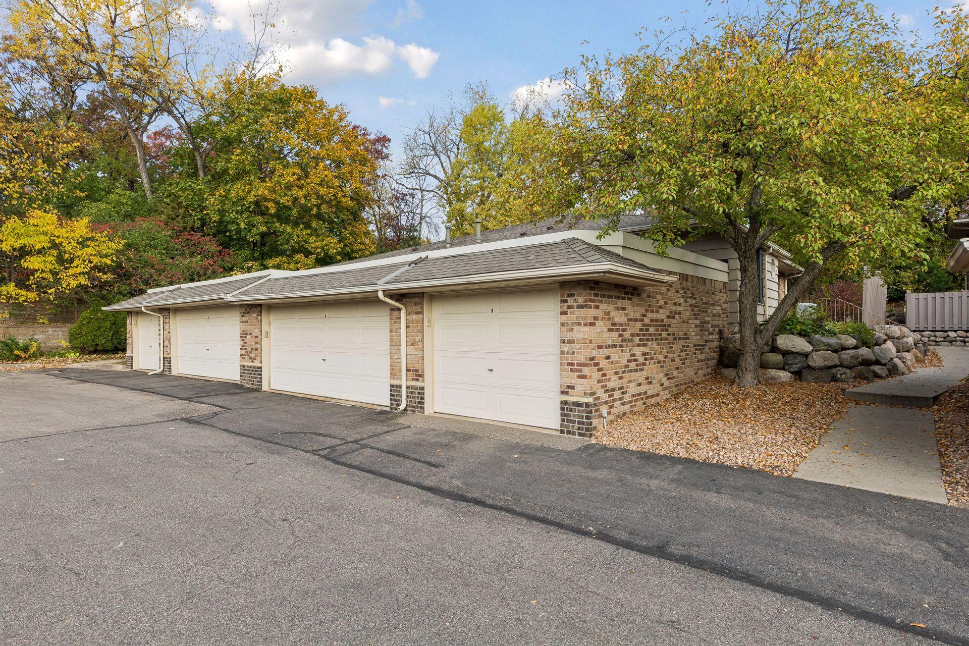 View of Residential at 3680 Independence Avenue #30, Saint Louis Park MN 55426, Saint Louis Park (20 of 25) - Mike Wilen | Minnesota Team Real Estate