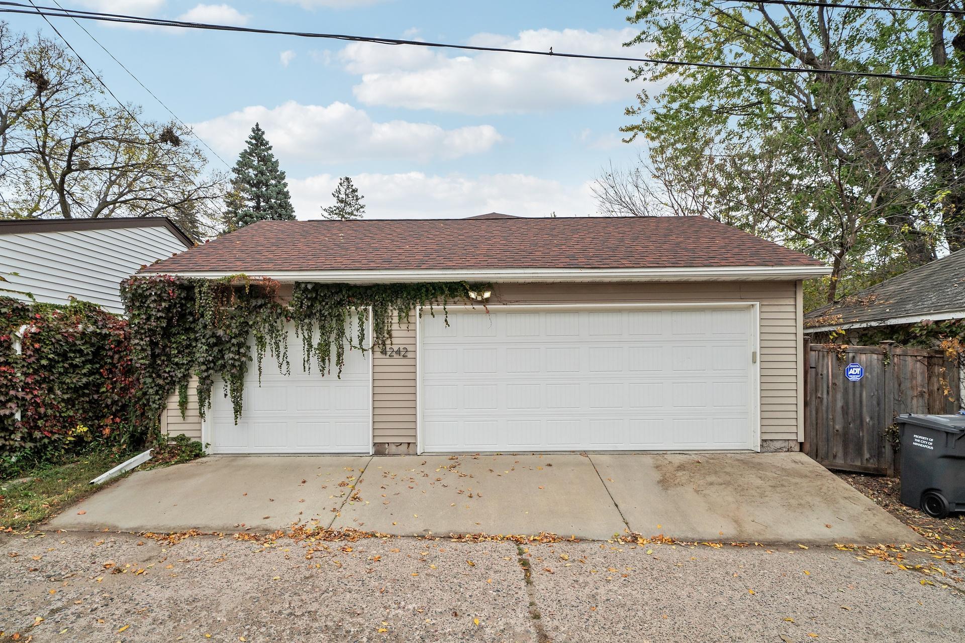 View of Residential at 4242 21st Avenue, Minneapolis MN 55407, Minneapolis (72 of 99) - Mike Wilen | Minnesota Team Real Estate