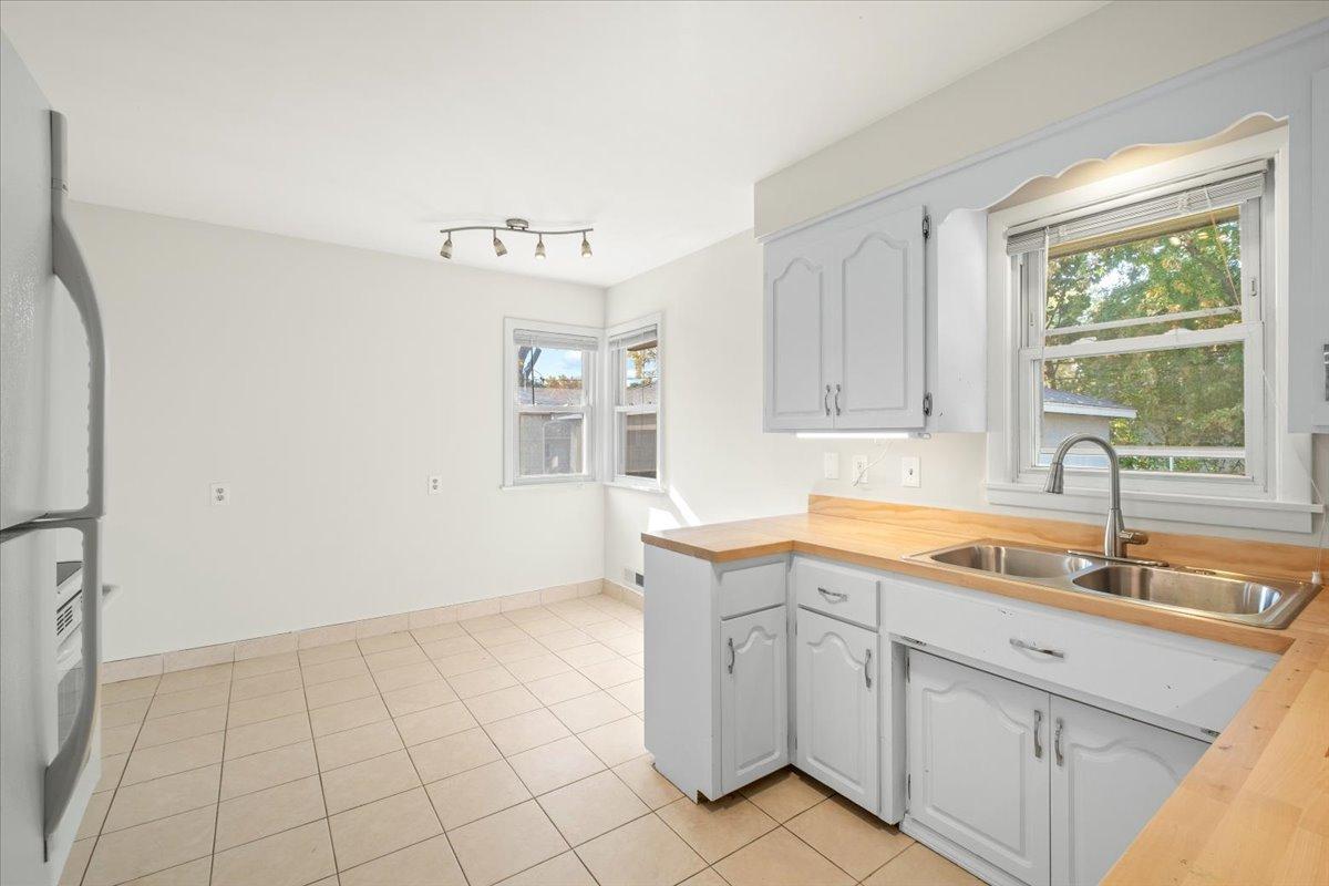 View of Residential at 4126 Cleveland Street, Columbia Heights MN 55421, Columbia Heights (11 of 31) - Mike Wilen | Minnesota Team Real Estate