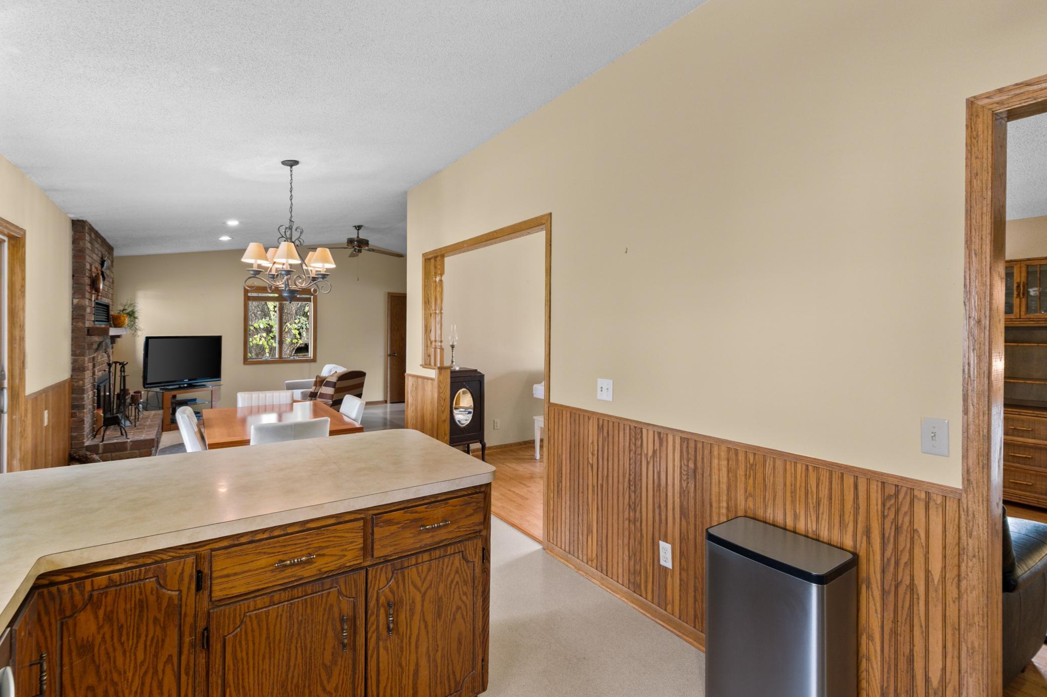 View of Residential at 555 Oak Drive, Vadnais Heights MN 55127, Vadnais Heights (21 of 47) - Mike Wilen | Minnesota Team Real Estate