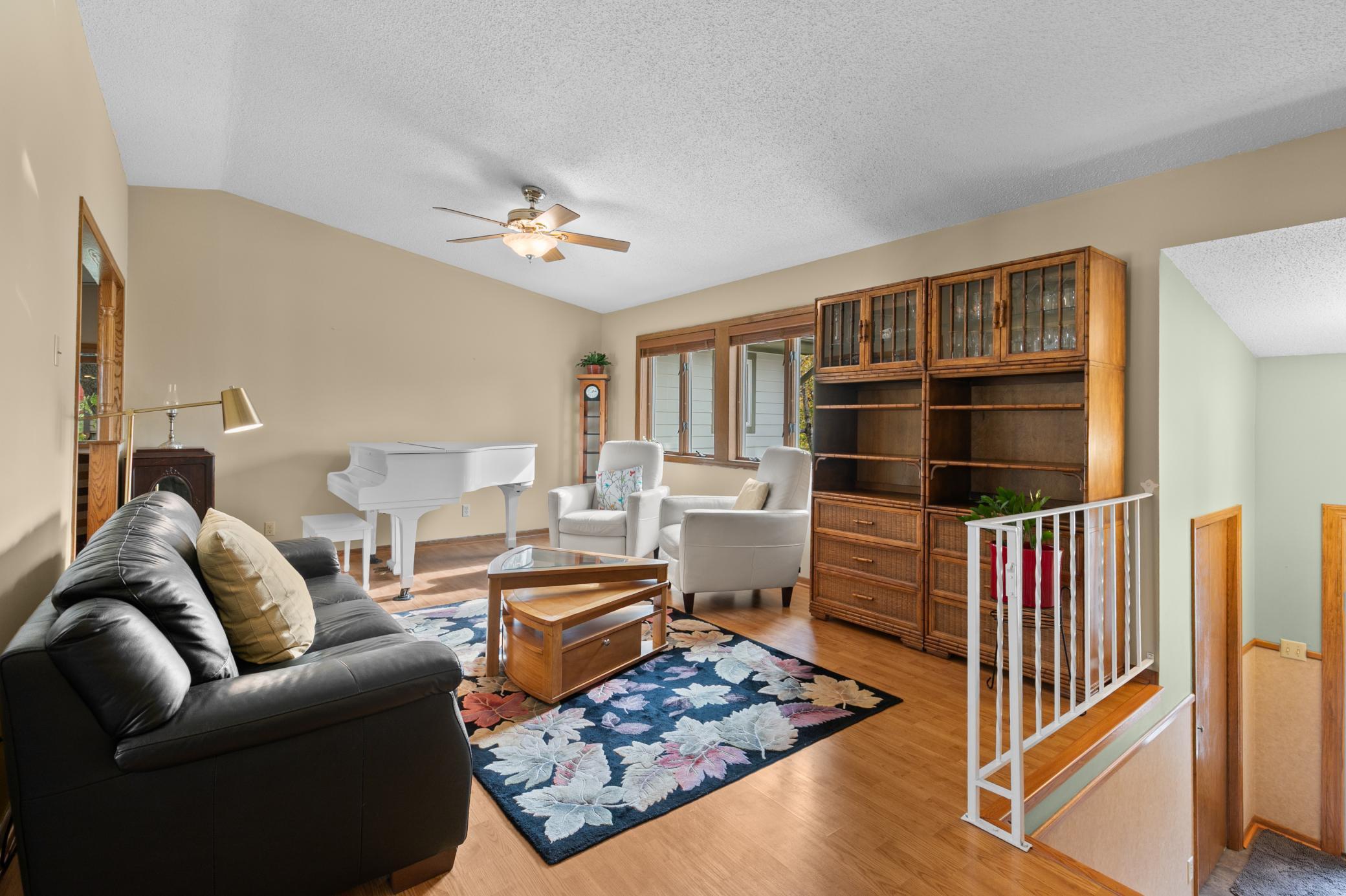 View of Residential at 555 Oak Drive, Vadnais Heights MN 55127, Vadnais Heights (14 of 47) - Mike Wilen | Minnesota Team Real Estate