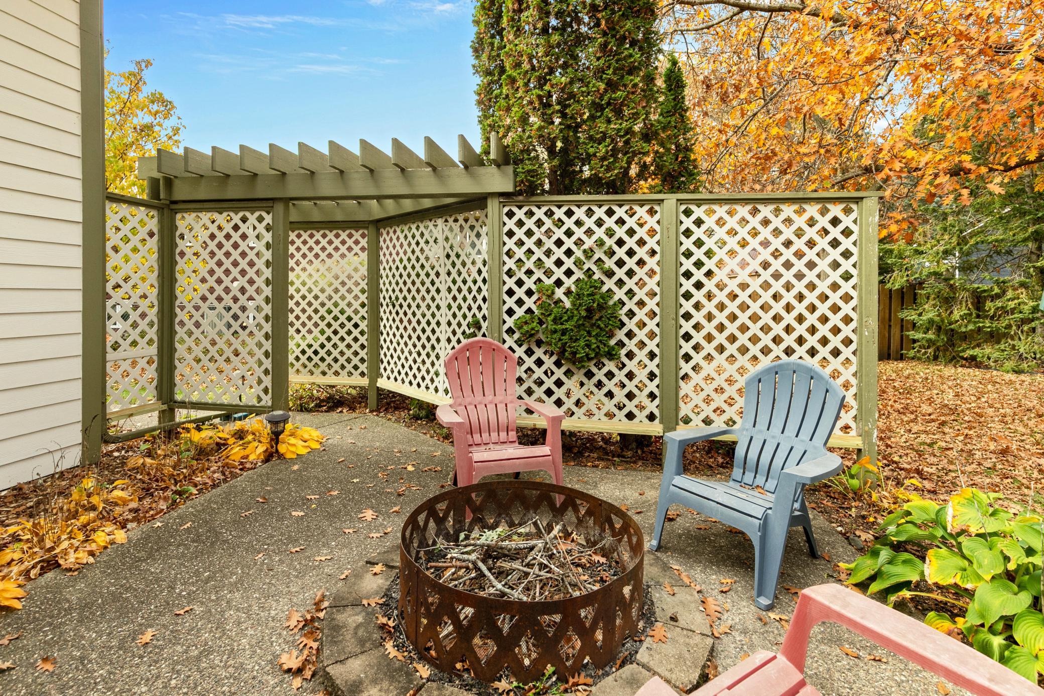 View of Residential at 555 Oak Drive, Vadnais Heights MN 55127, Vadnais Heights (7 of 47) - Mike Wilen | Minnesota Team Real Estate