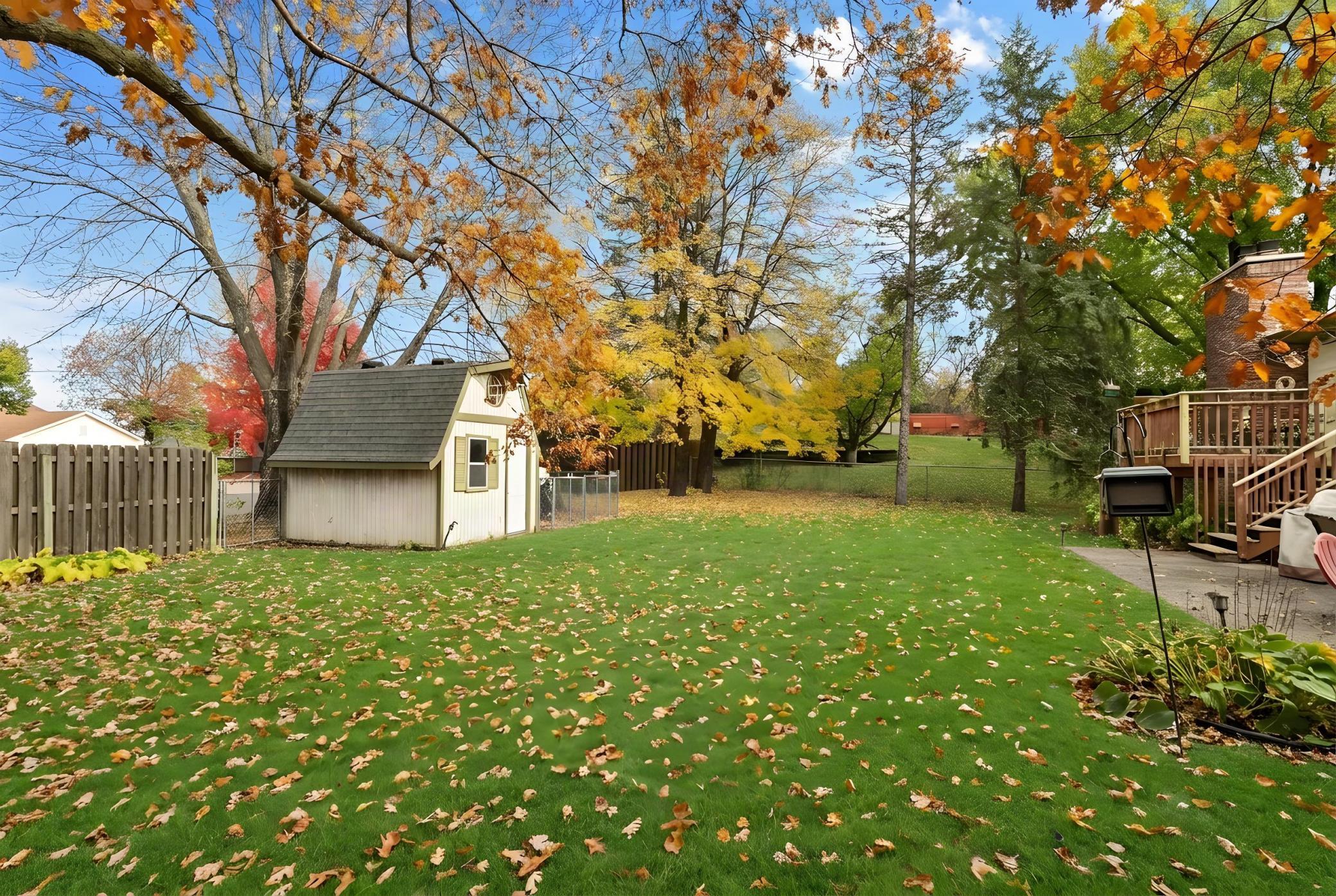 View of Residential at 555 Oak Drive, Vadnais Heights MN 55127, Vadnais Heights (16 of 68) - Mike Wilen | Minnesota Team Real Estate