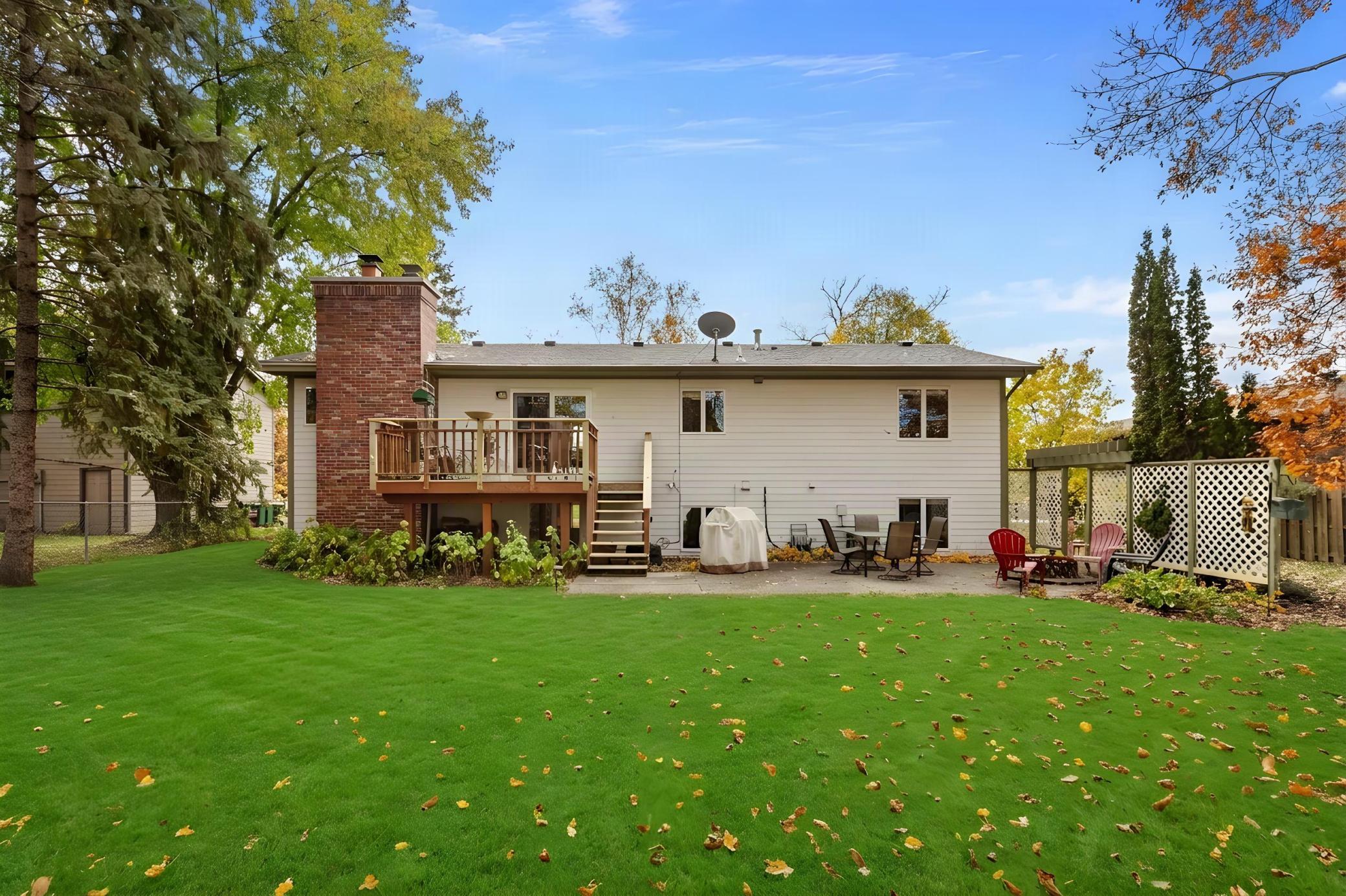 View of Residential at 555 Oak Drive, Vadnais Heights MN 55127, Vadnais Heights (20 of 68) - Mike Wilen | Minnesota Team Real Estate