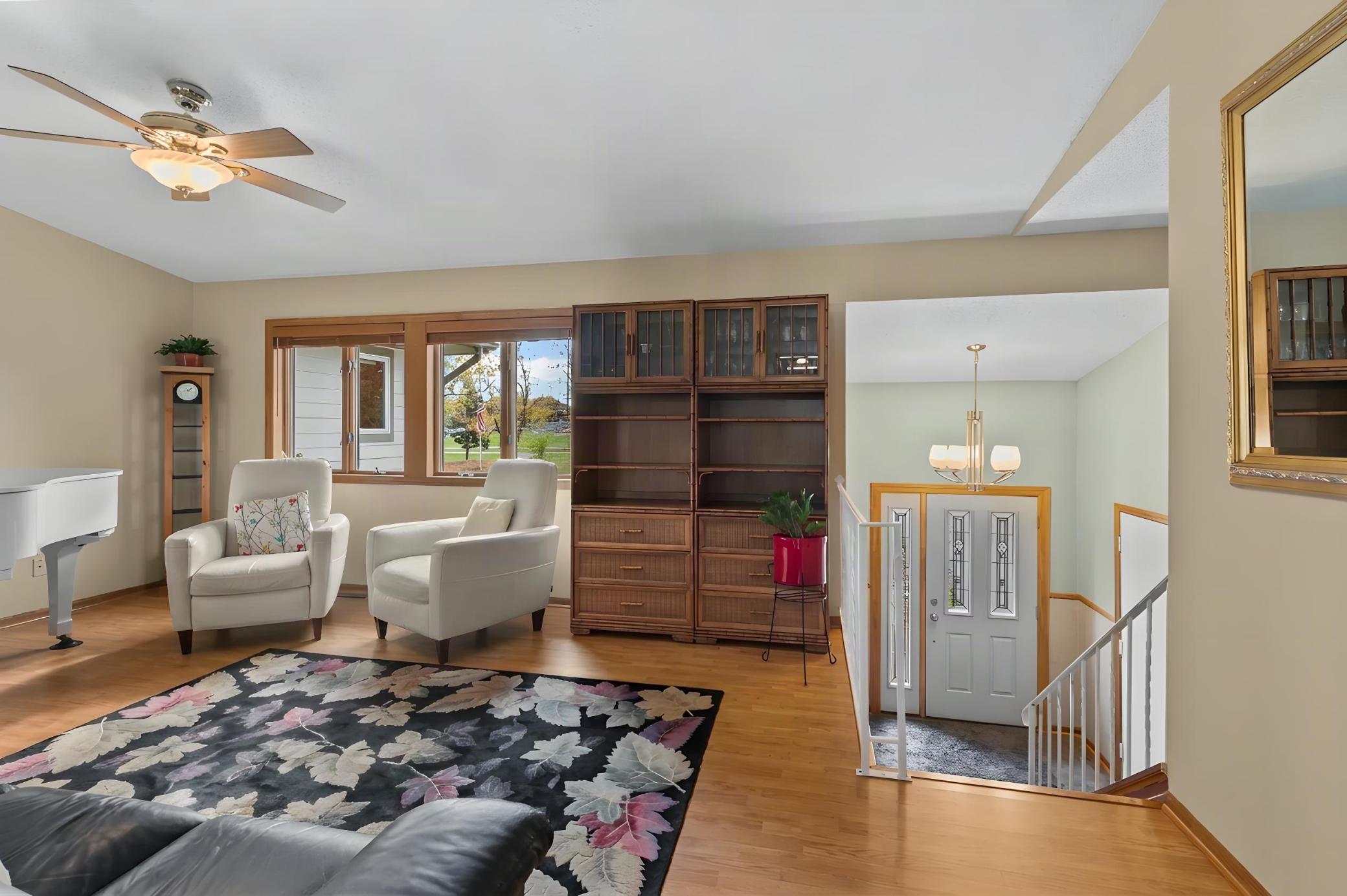 View of Residential at 555 Oak Drive, Vadnais Heights MN 55127, Vadnais Heights (24 of 68) - Mike Wilen | Minnesota Team Real Estate