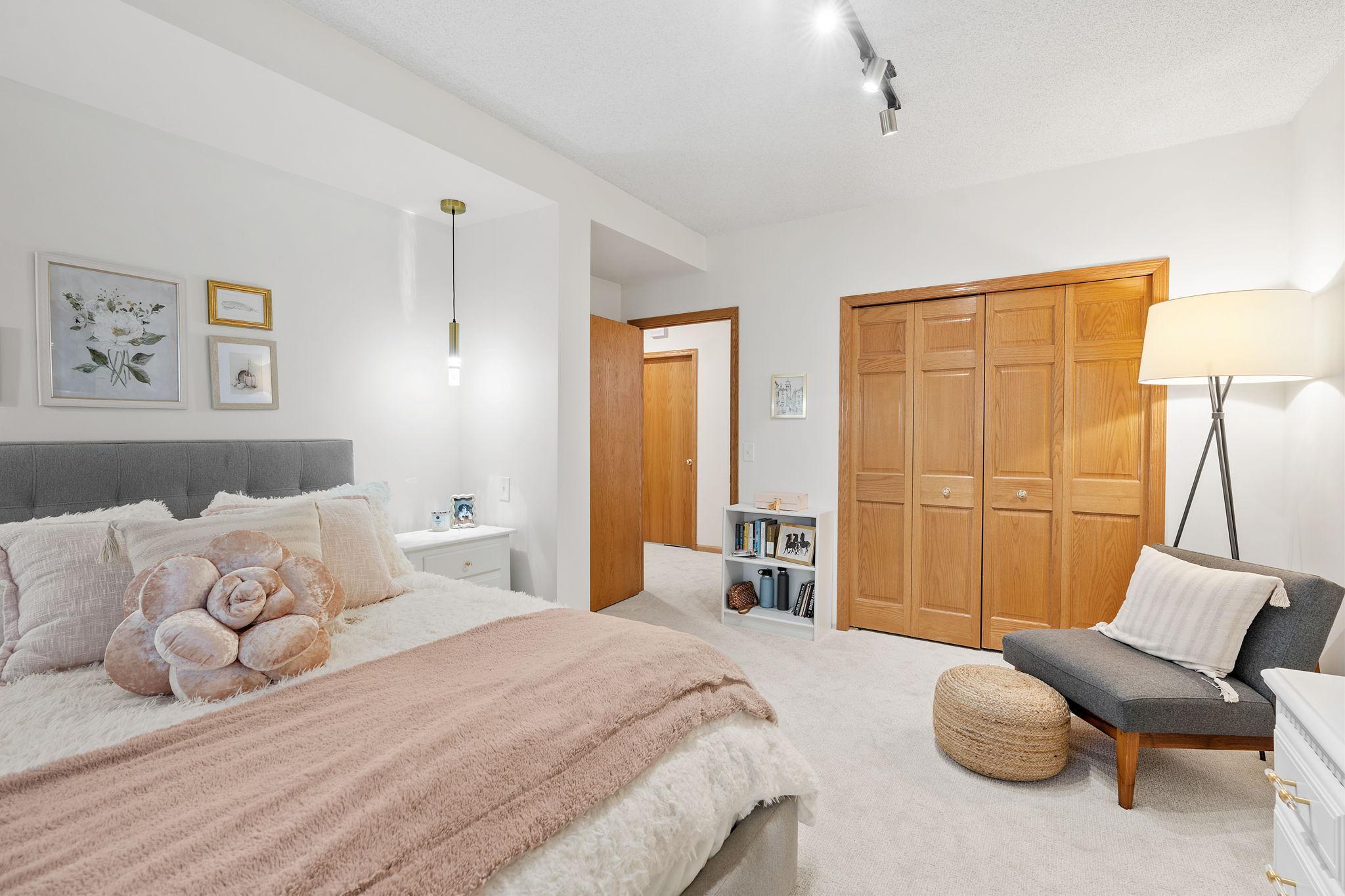 View of Residential at 17568 Frondell Court, Eden Prairie MN 55347, Eden Prairie (55 of 74) - Mike Wilen | Minnesota Team Real Estate