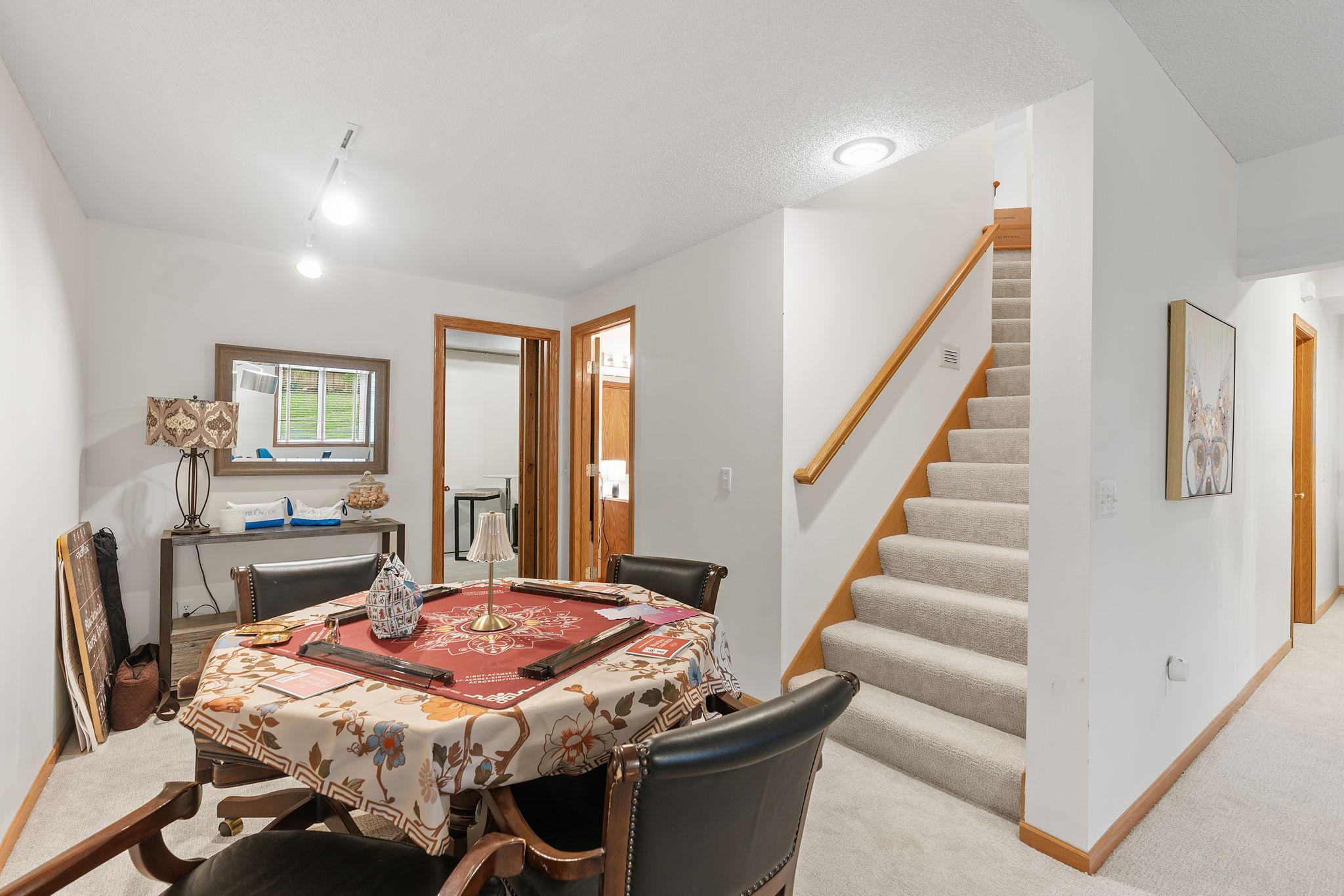 View of Residential at 17568 Frondell Court, Eden Prairie MN 55347, Eden Prairie (45 of 74) - Mike Wilen | Minnesota Team Real Estate