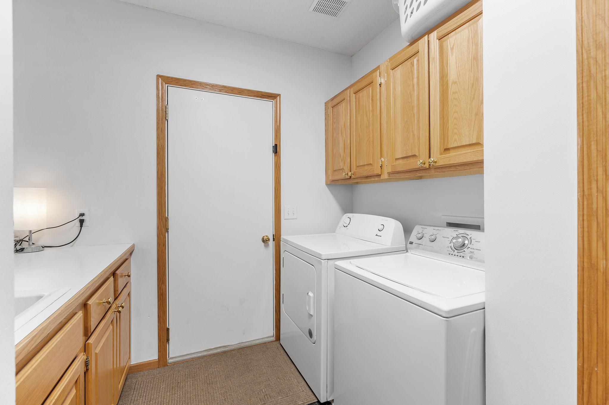 View of Residential at 17568 Frondell Court, Eden Prairie MN 55347, Eden Prairie (29 of 74) - Mike Wilen | Minnesota Team Real Estate