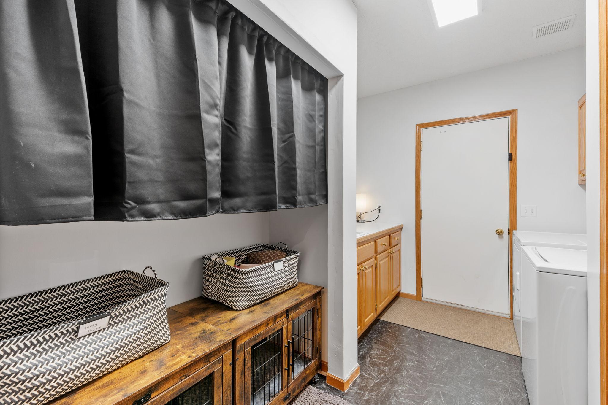 View of Residential at 17568 Frondell Court, Eden Prairie MN 55347, Eden Prairie (28 of 74) - Mike Wilen | Minnesota Team Real Estate