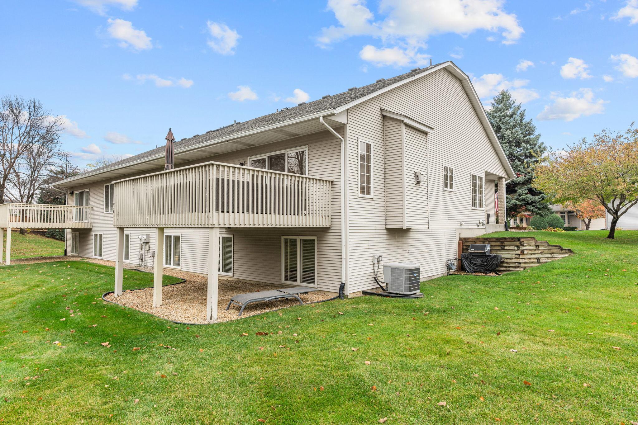 View of Residential at 17568 Frondell Court, Eden Prairie MN 55347, Eden Prairie (71 of 74) - Mike Wilen | Minnesota Team Real Estate