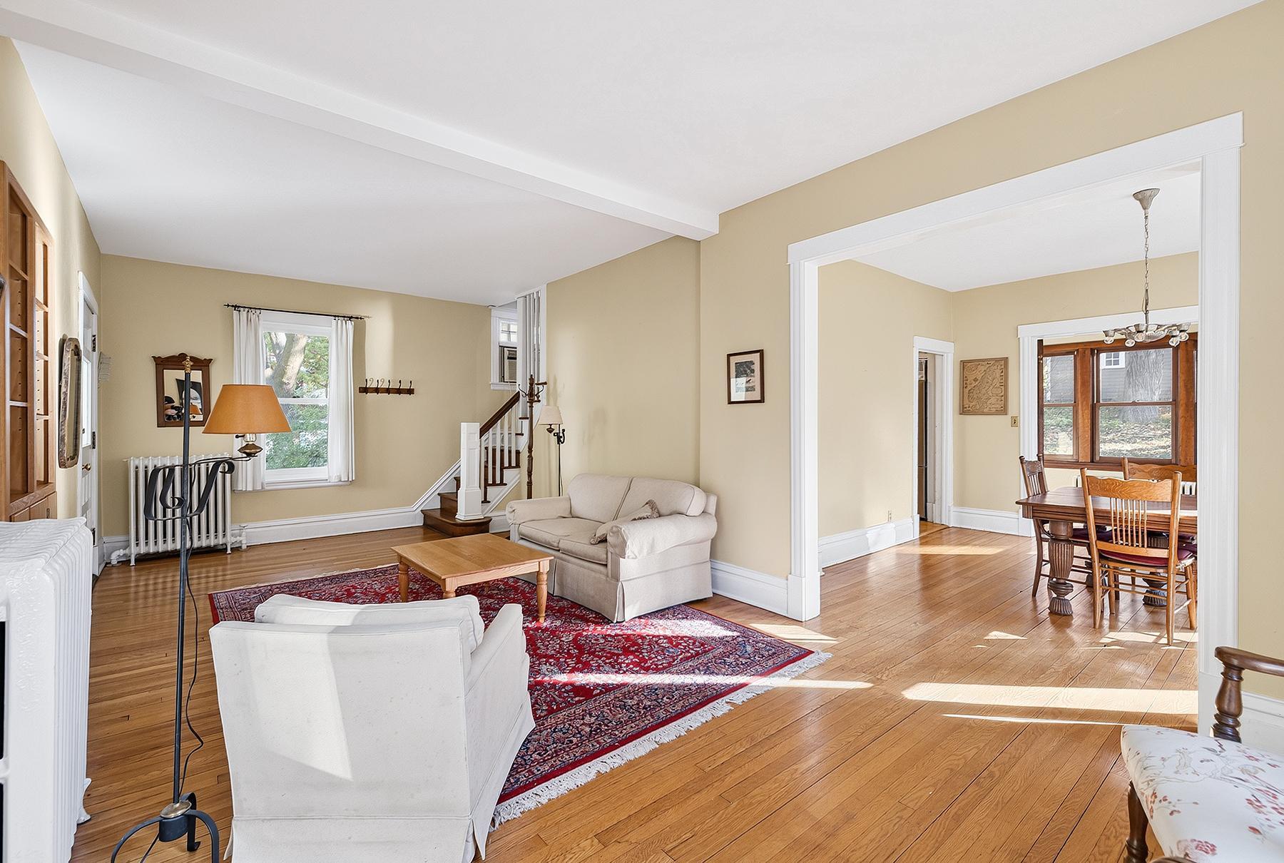 View of Residential at 1480 Raymond Avenue, Saint Paul MN 55108, Saint Paul (4 of 24) - Mike Wilen | Minnesota Team Real Estate