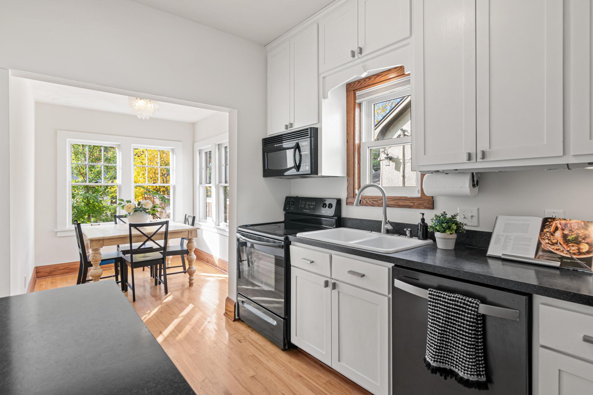 View of Residential at 1760 Palace Avenue, Saint Paul MN 55105, Saint Paul (21 of 36) - Mike Wilen | Minnesota Team Real Estate
