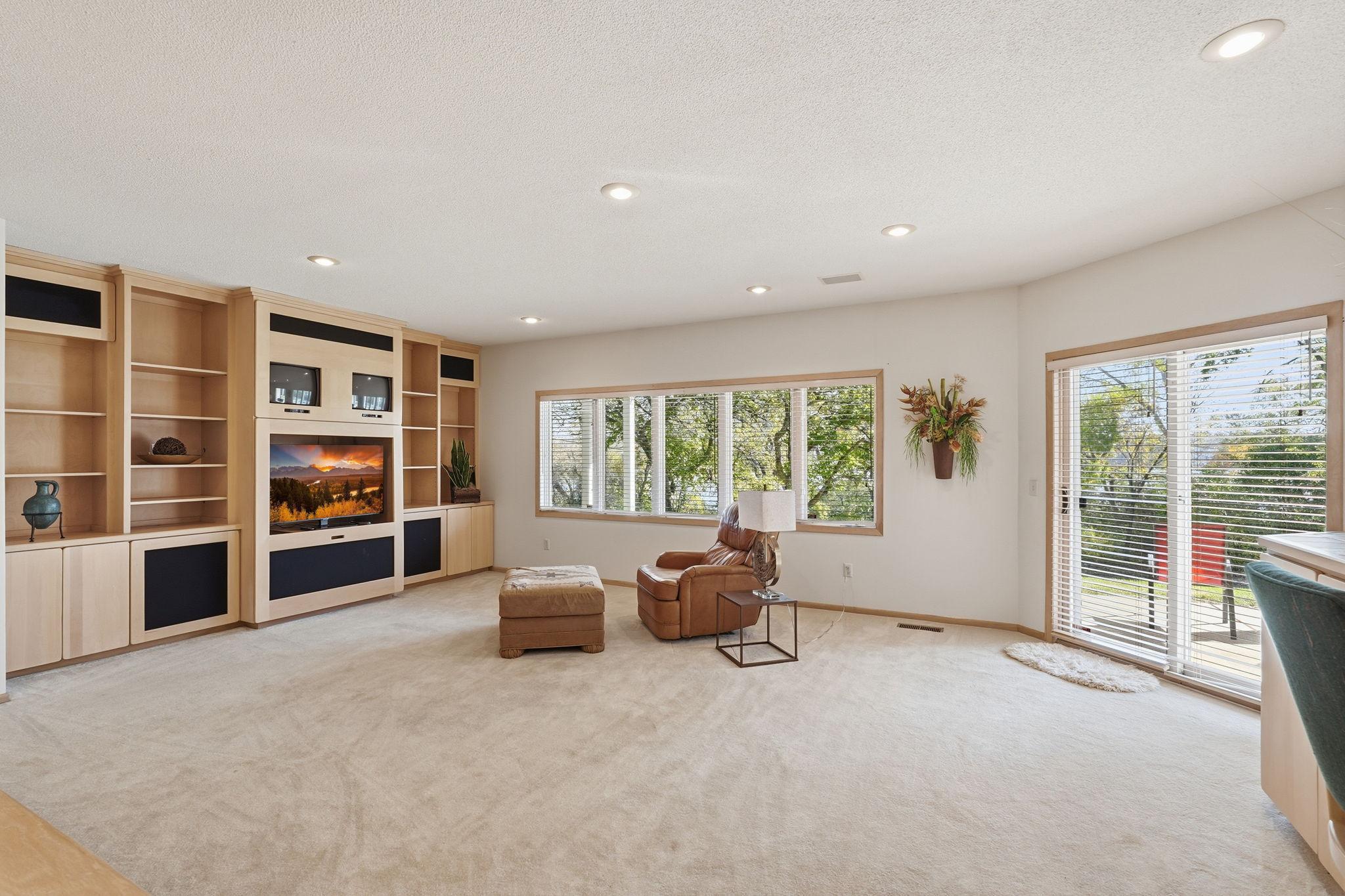 View of Residential at 8983 Garland Court, Eden Prairie MN 55347, Eden Prairie (70 of 87) - Mike Wilen | Minnesota Team Real Estate