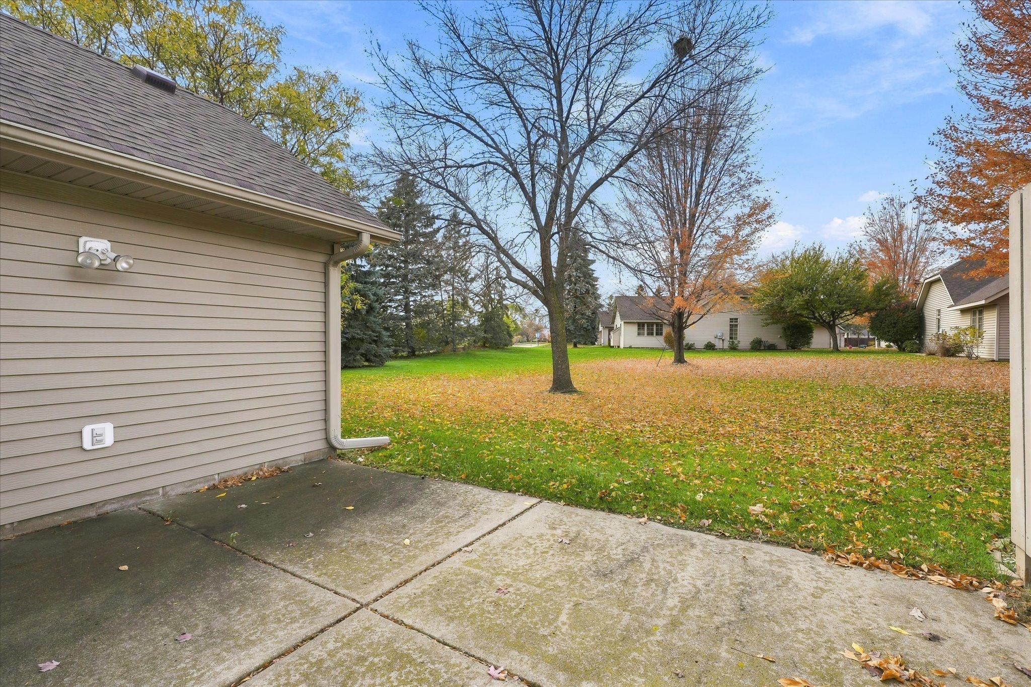 View of Residential at 8501 Inverness Lane, Brooklyn Park MN 55443, Brooklyn Park (28 of 29) - Mike Wilen | Minnesota Team Real Estate