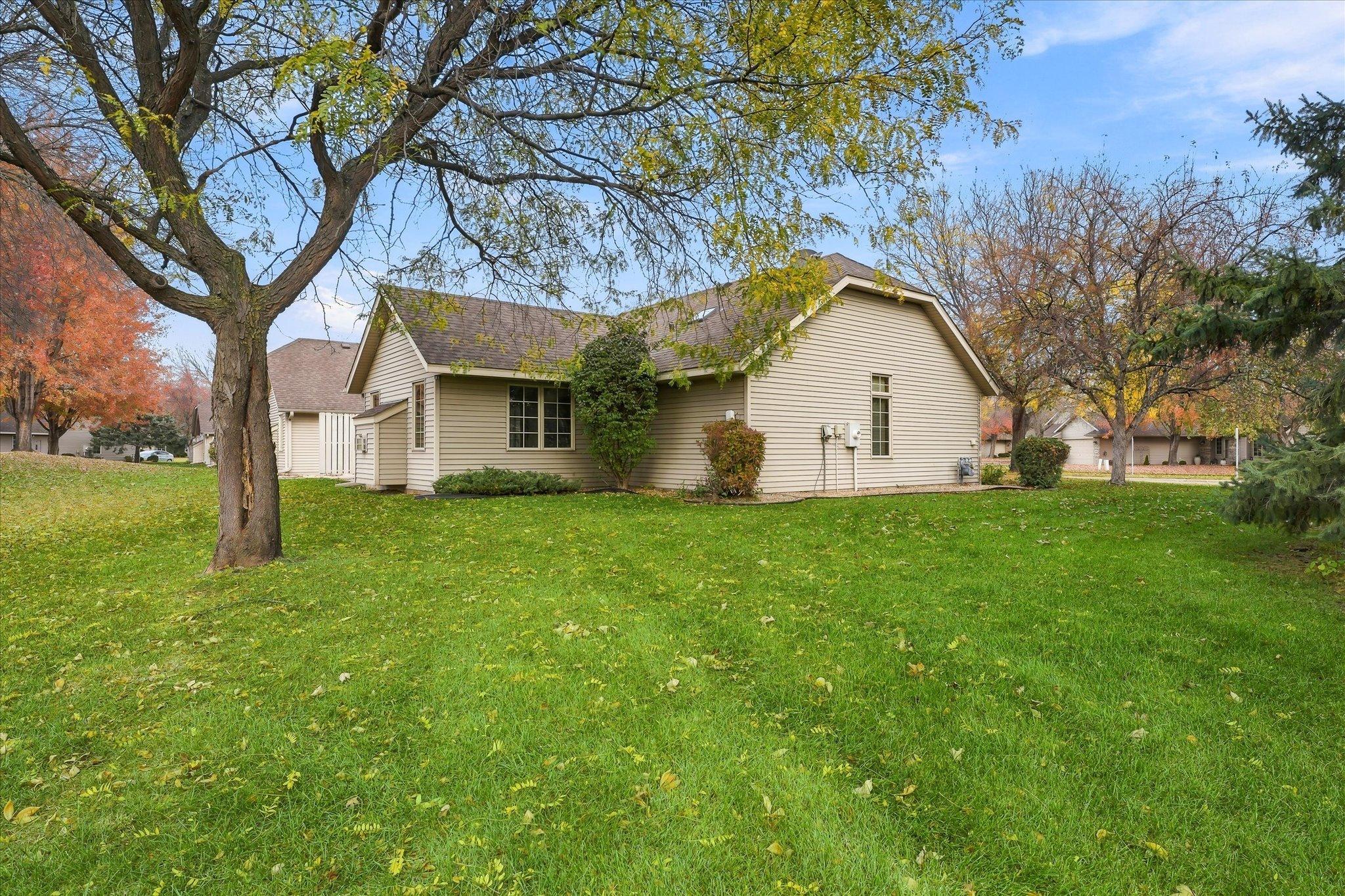 View of Residential at 8501 Inverness Lane, Brooklyn Park MN 55443, Brooklyn Park (26 of 29) - Mike Wilen | Minnesota Team Real Estate