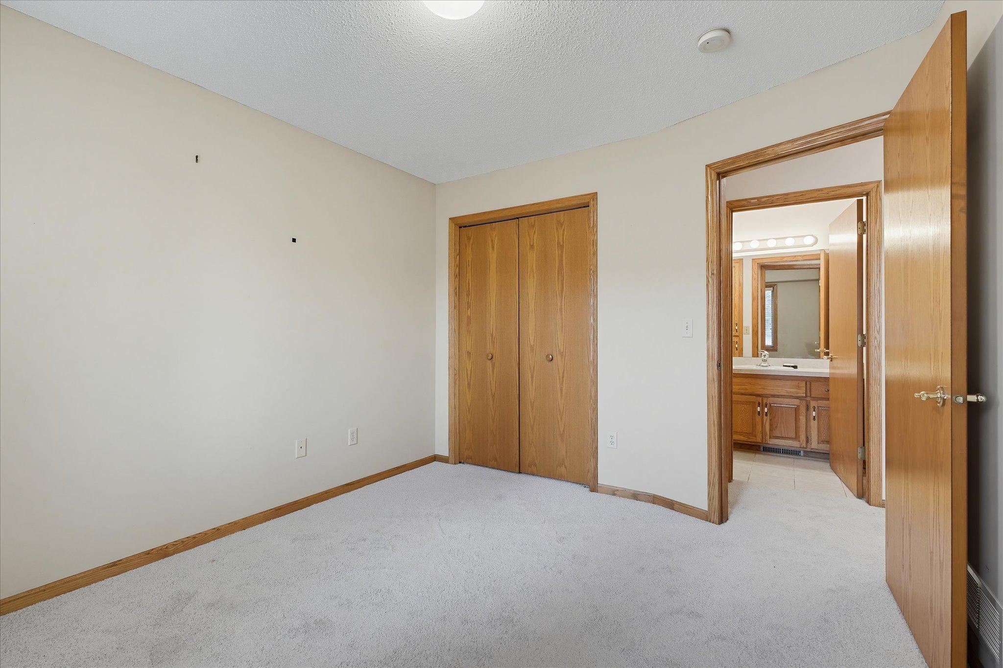 View of Residential at 8501 Inverness Lane, Brooklyn Park MN 55443, Brooklyn Park (23 of 29) - Mike Wilen | Minnesota Team Real Estate