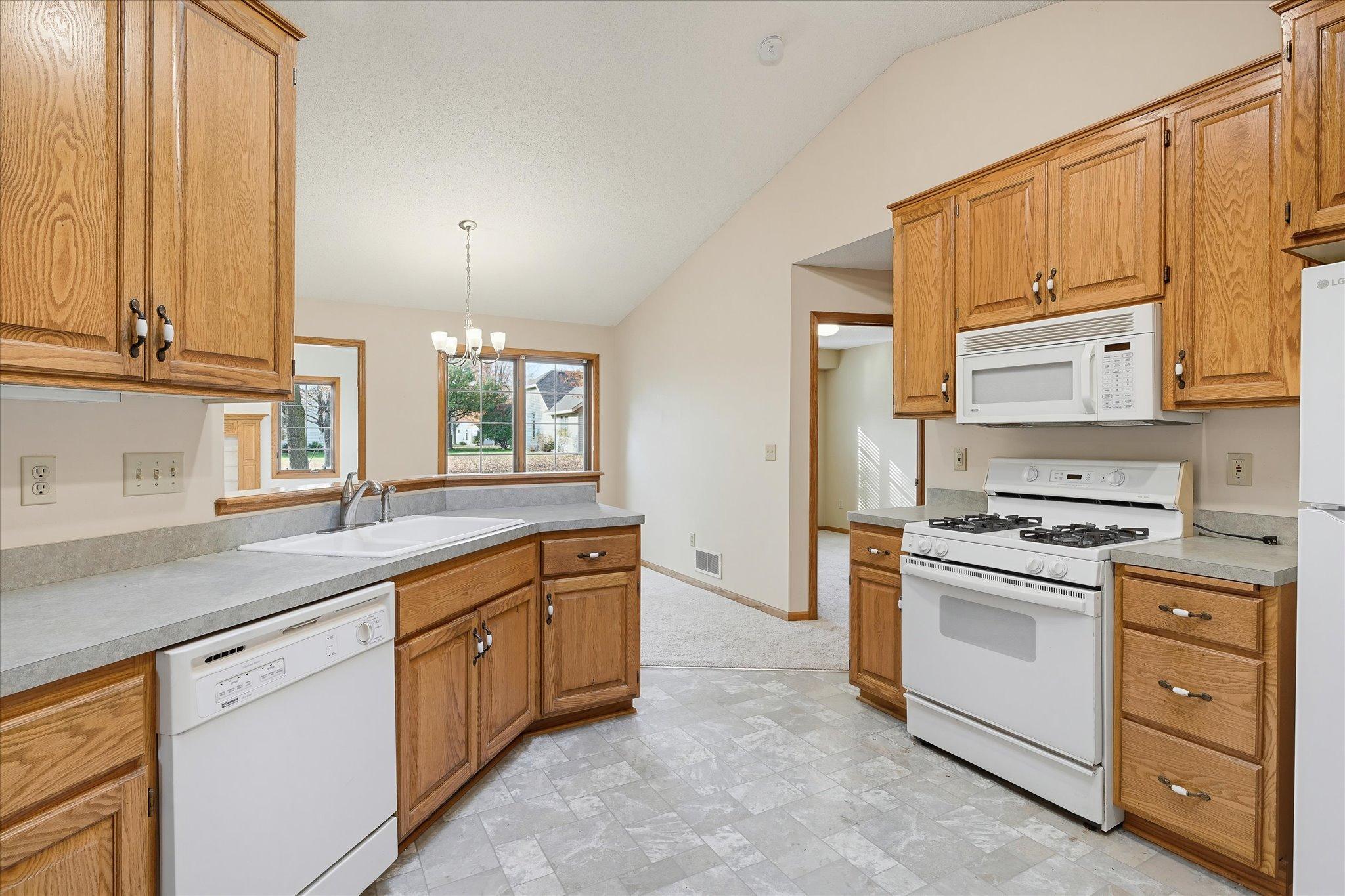 View of Residential at 8501 Inverness Lane, Brooklyn Park MN 55443, Brooklyn Park (16 of 29) - Mike Wilen | Minnesota Team Real Estate