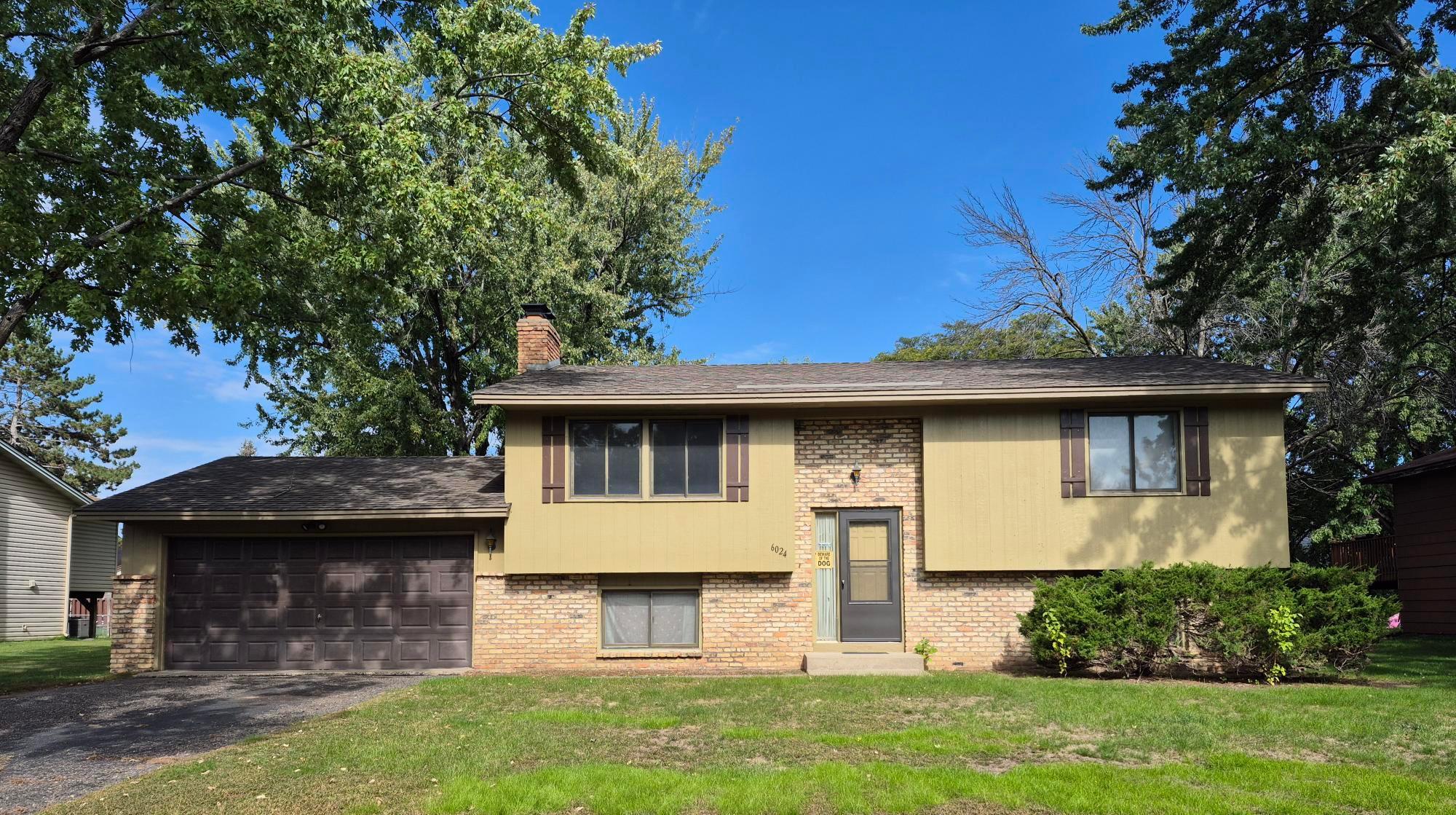 View of House at 6024 72nd Avenue, Brooklyn Park - Mike Wilen | Minnesota Team Real Estate