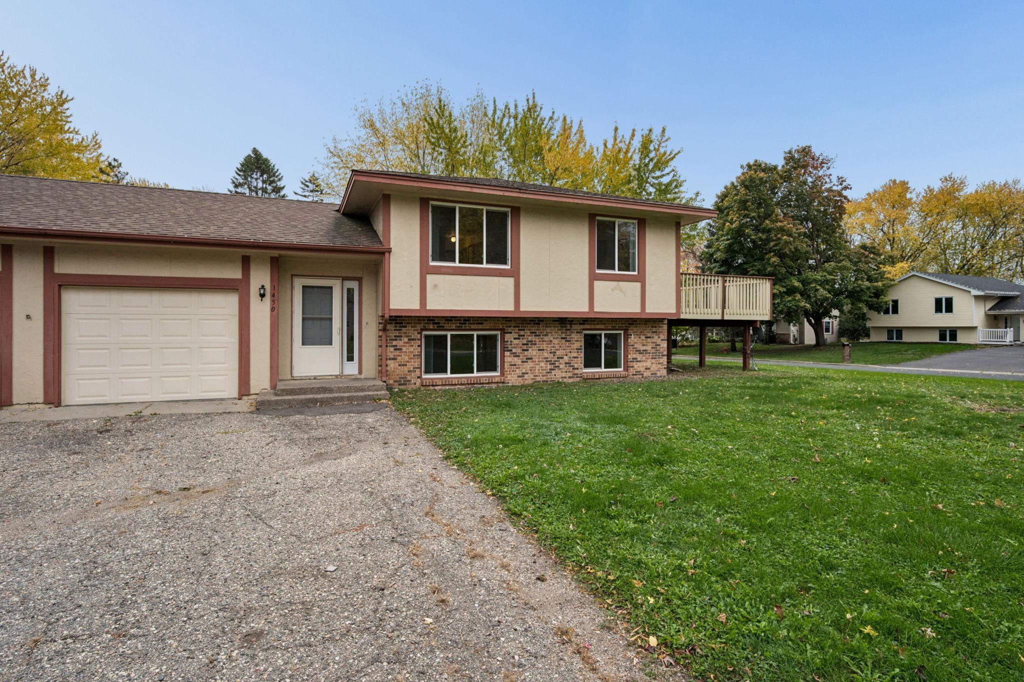 View of Residential Income at 1460 Meadow Lane, Maple Plain MN 55359, Maple Plain (27 of 40) - Mike Wilen | Minnesota Team Real Estate