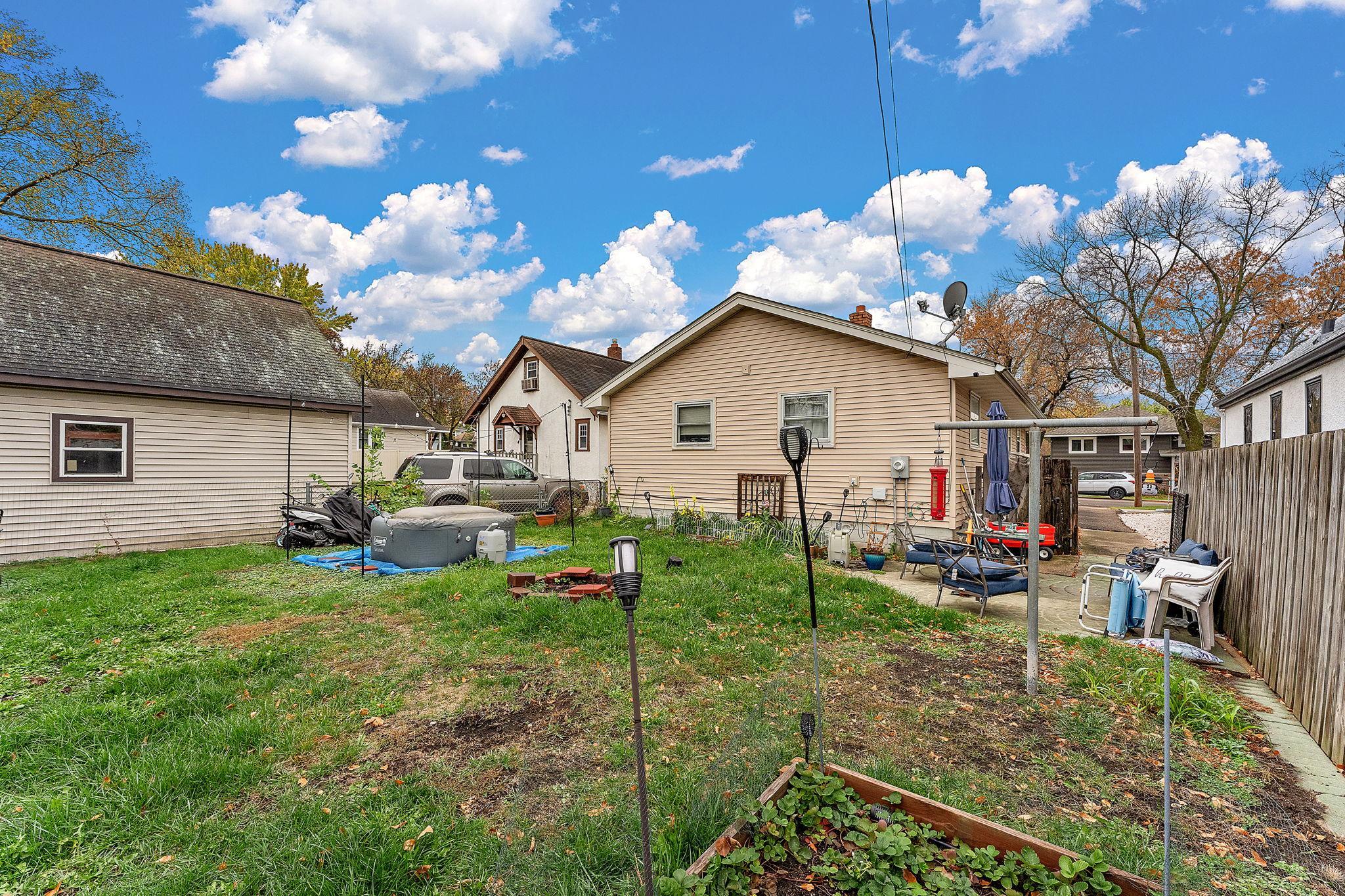 View of Residential at 828 Deppe Street, West Saint Paul MN 55118, West Saint Paul (26 of 27) - Mike Wilen | Minnesota Team Real Estate