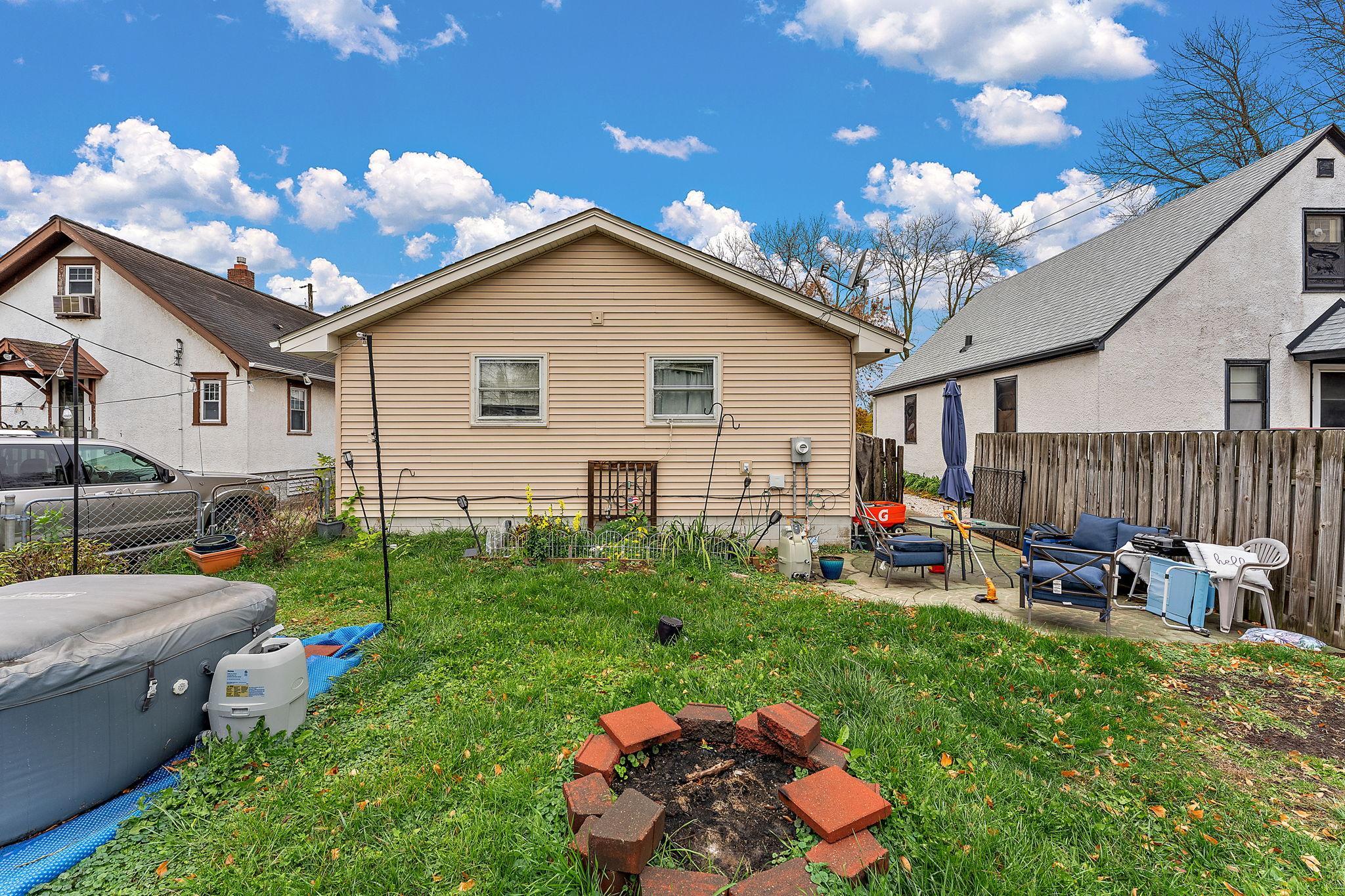 View of Residential at 828 Deppe Street, West Saint Paul MN 55118, West Saint Paul (24 of 27) - Mike Wilen | Minnesota Team Real Estate