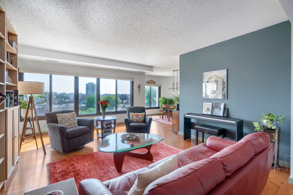 View of (CC) High Rise (4+ Levels) at 3145 Dean Court, Minneapolis - Mike Wilen | Minnesota Team Real Estate