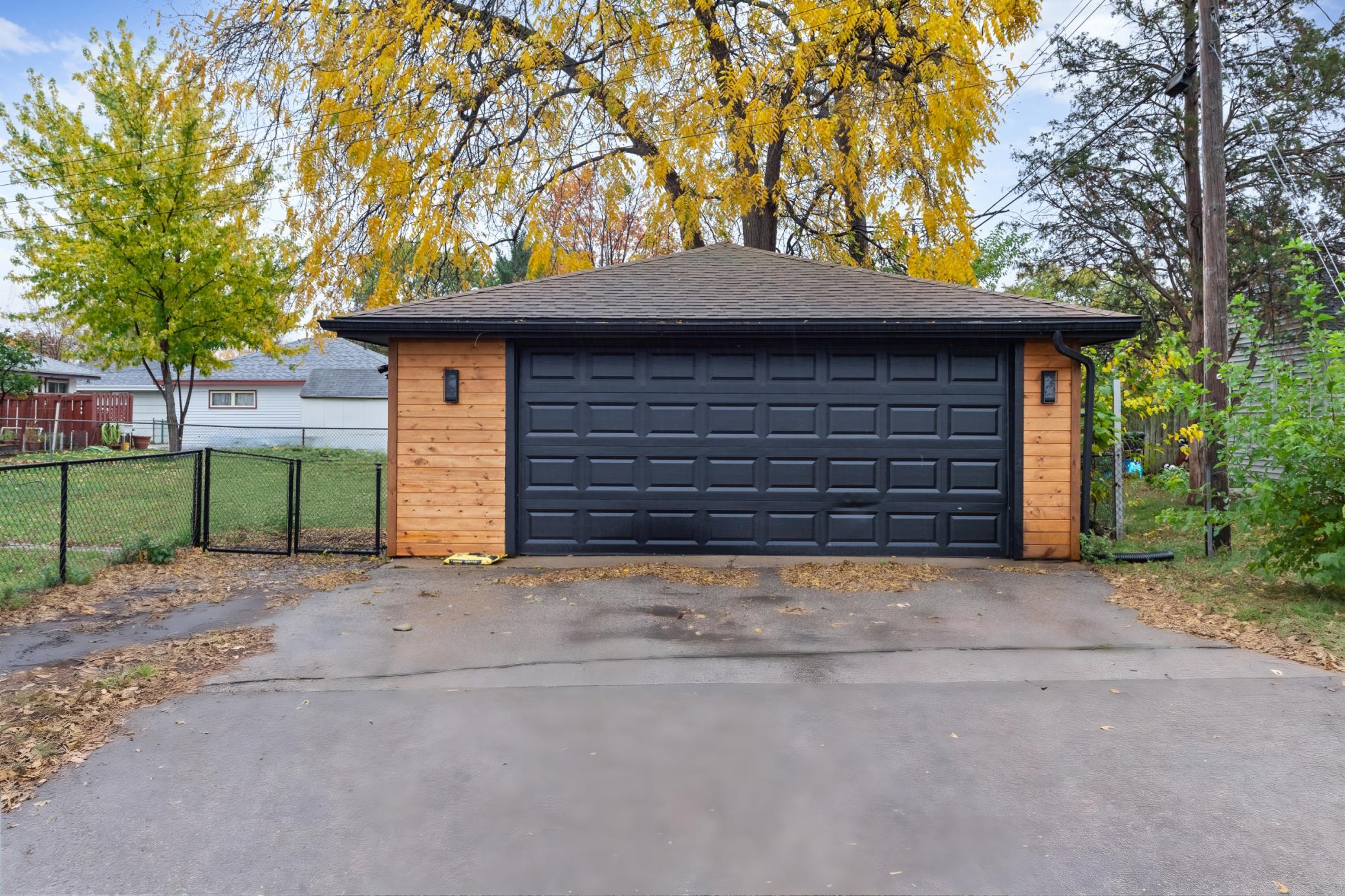 View of Residential at 10000 Colfax Avenue, Bloomington MN 55431, Bloomington (22 of 28) - Mike Wilen | Minnesota Team Real Estate