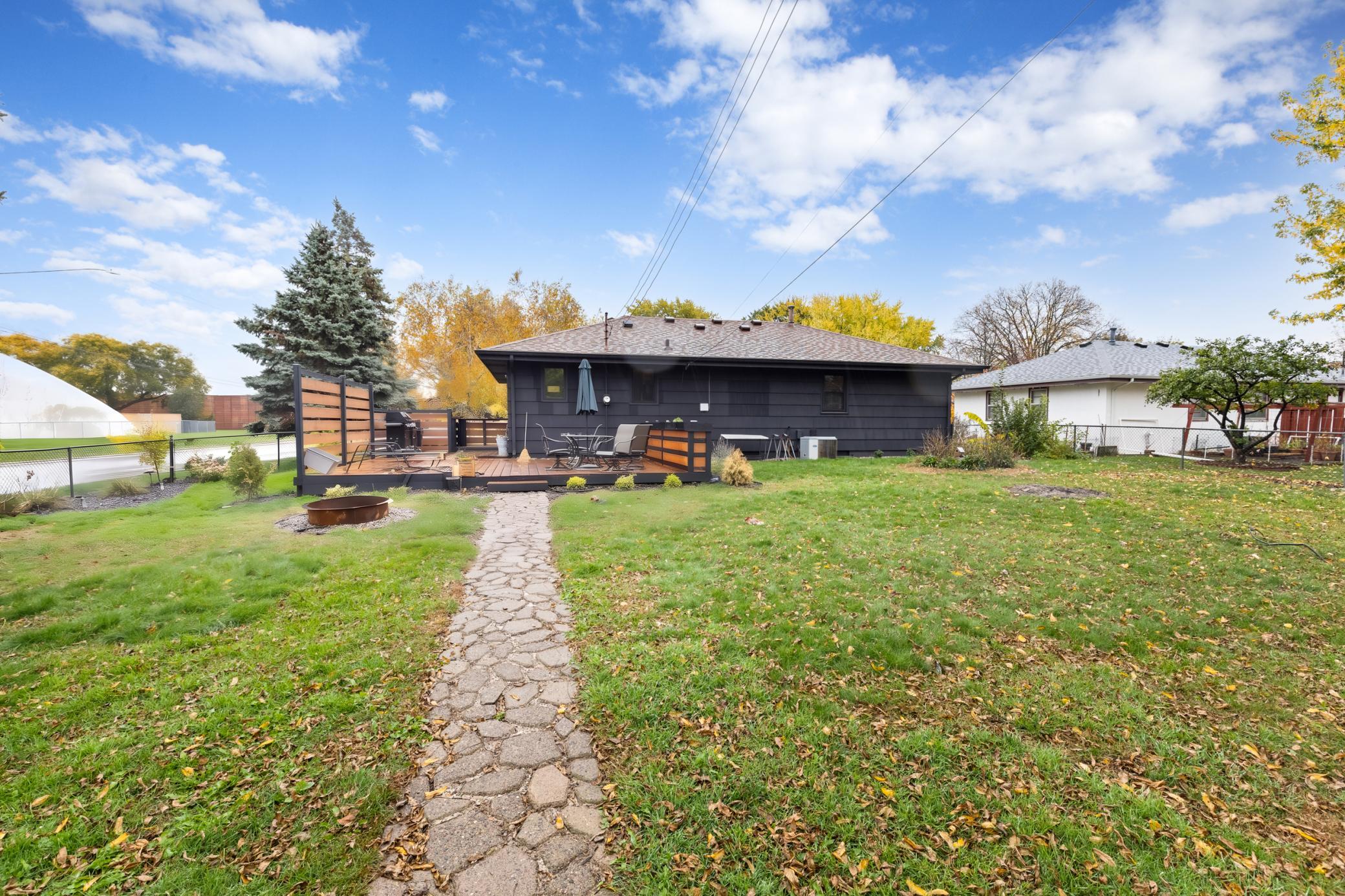 View of Residential at 10000 Colfax Avenue, Bloomington MN 55431, Bloomington (21 of 28) - Mike Wilen | Minnesota Team Real Estate
